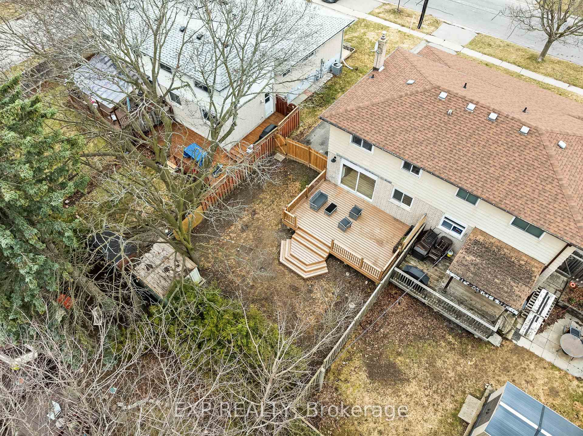 Photo 43 of 17 Lawrence Crescent, Clarington, Bowmanville — HOMEH