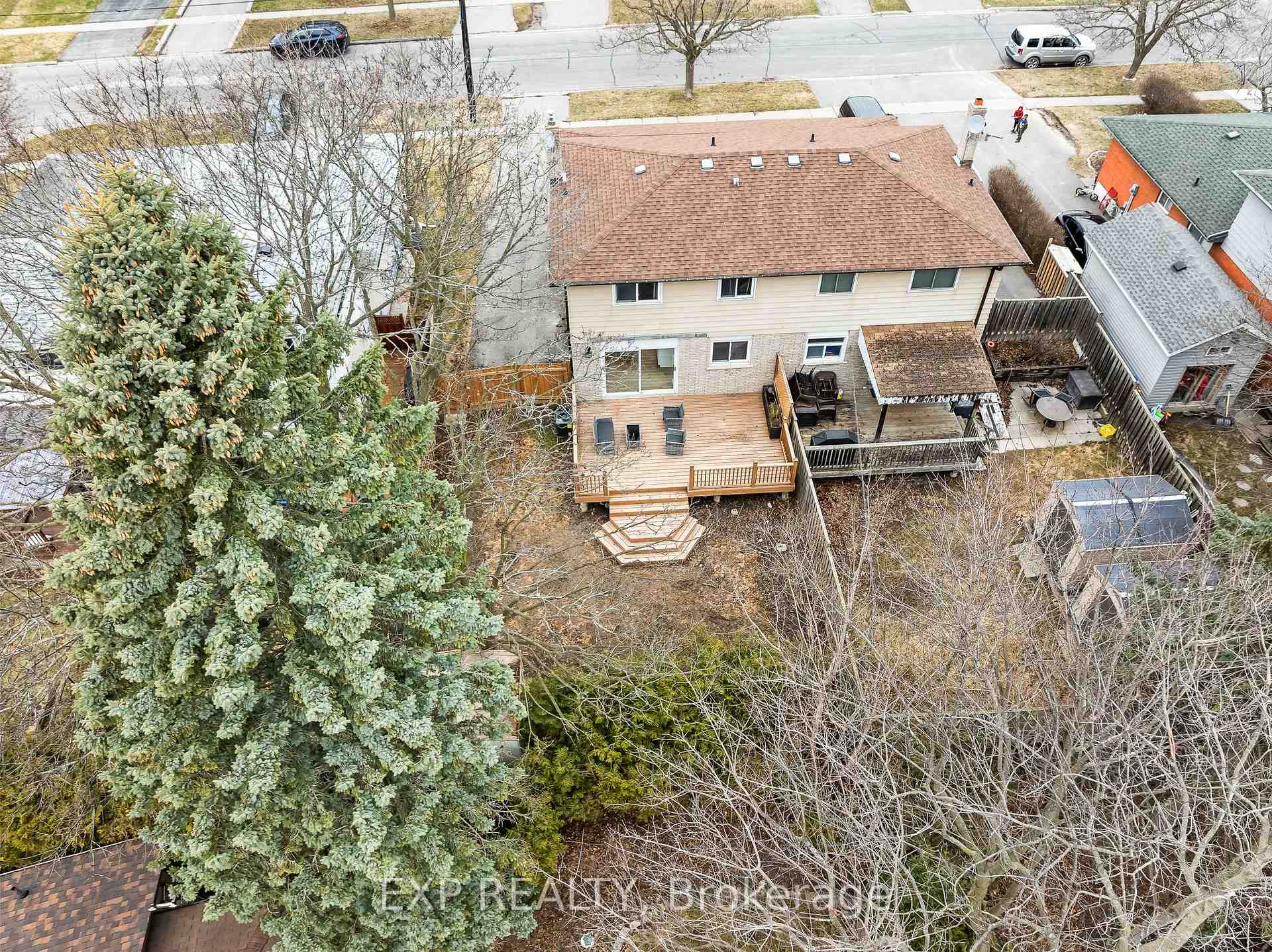 Photo 44 of 17 Lawrence Crescent, Clarington, Bowmanville — HOMEH