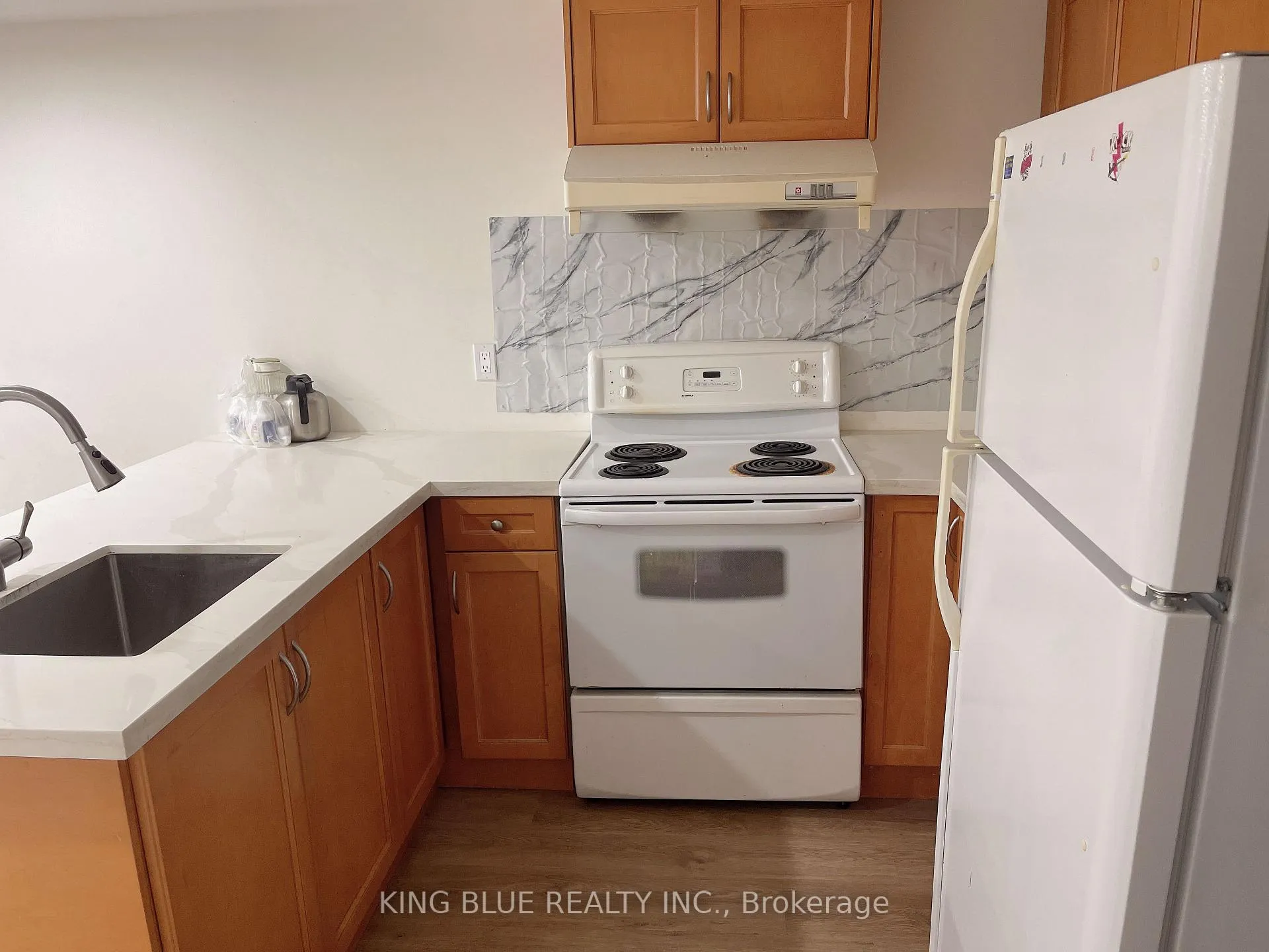 Photo 5 of 133 Miles Farm Road, Markham, Middlefield — HOMEH