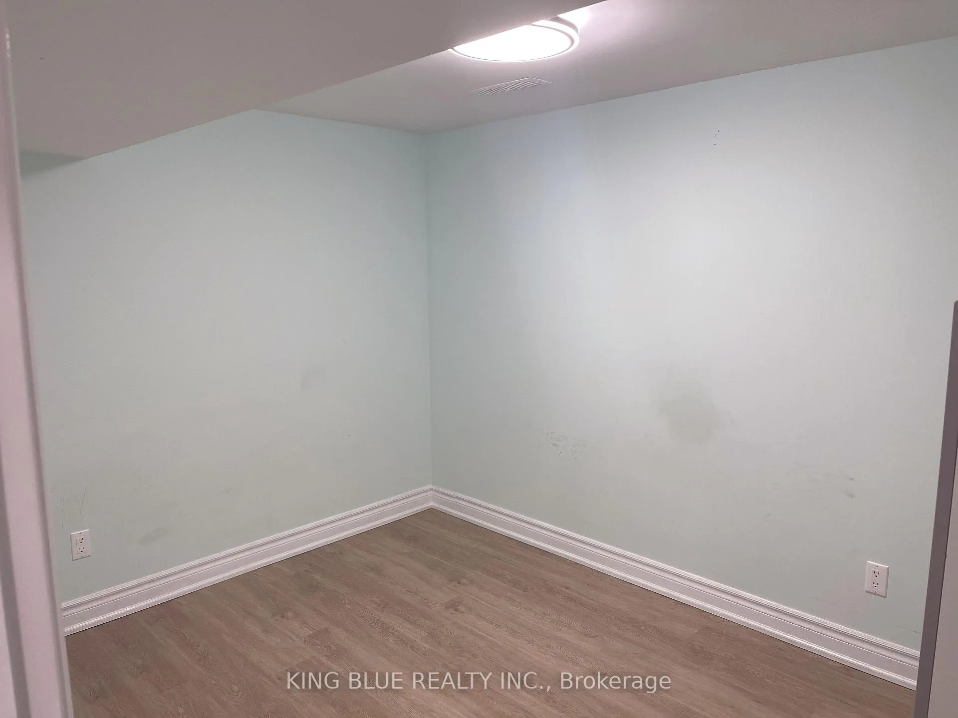 Photo 11 of 133 Miles Farm Road, Markham, Middlefield — HOMEH