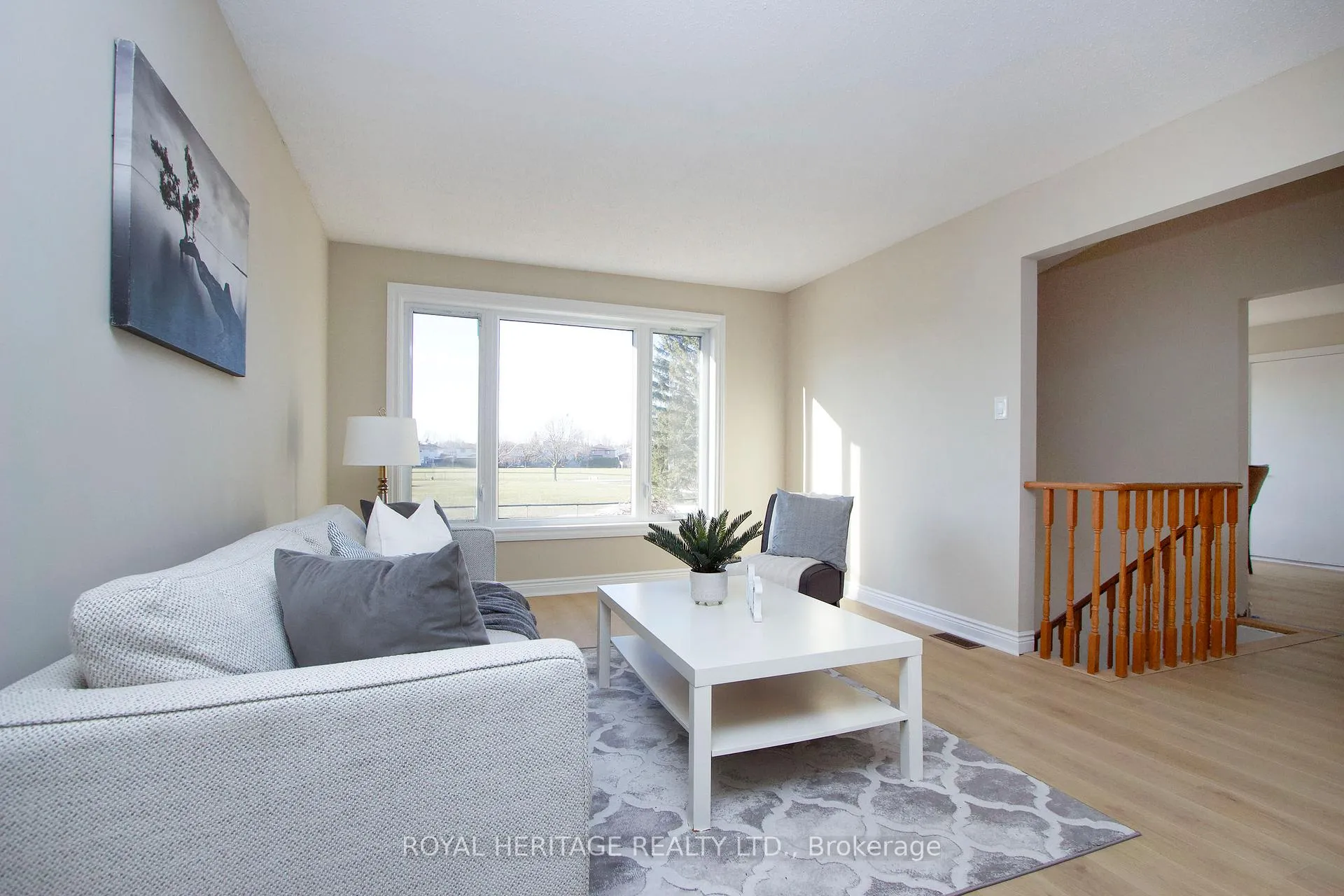 Photo 6 of 77 Devondale Street, Clarington, Courtice — HOMEH