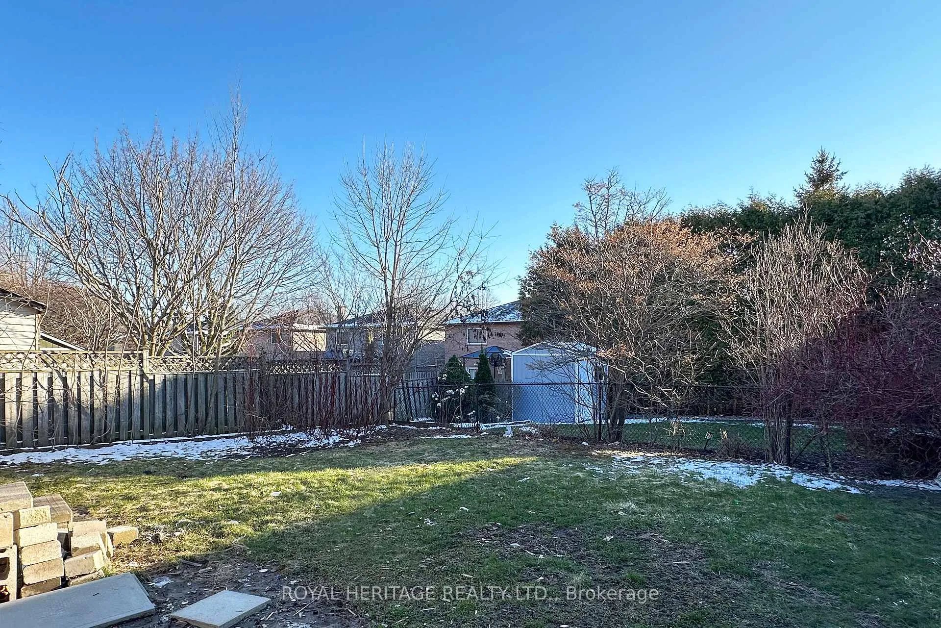Photo 22 of 77 Devondale Street, Clarington, Courtice — HOMEH