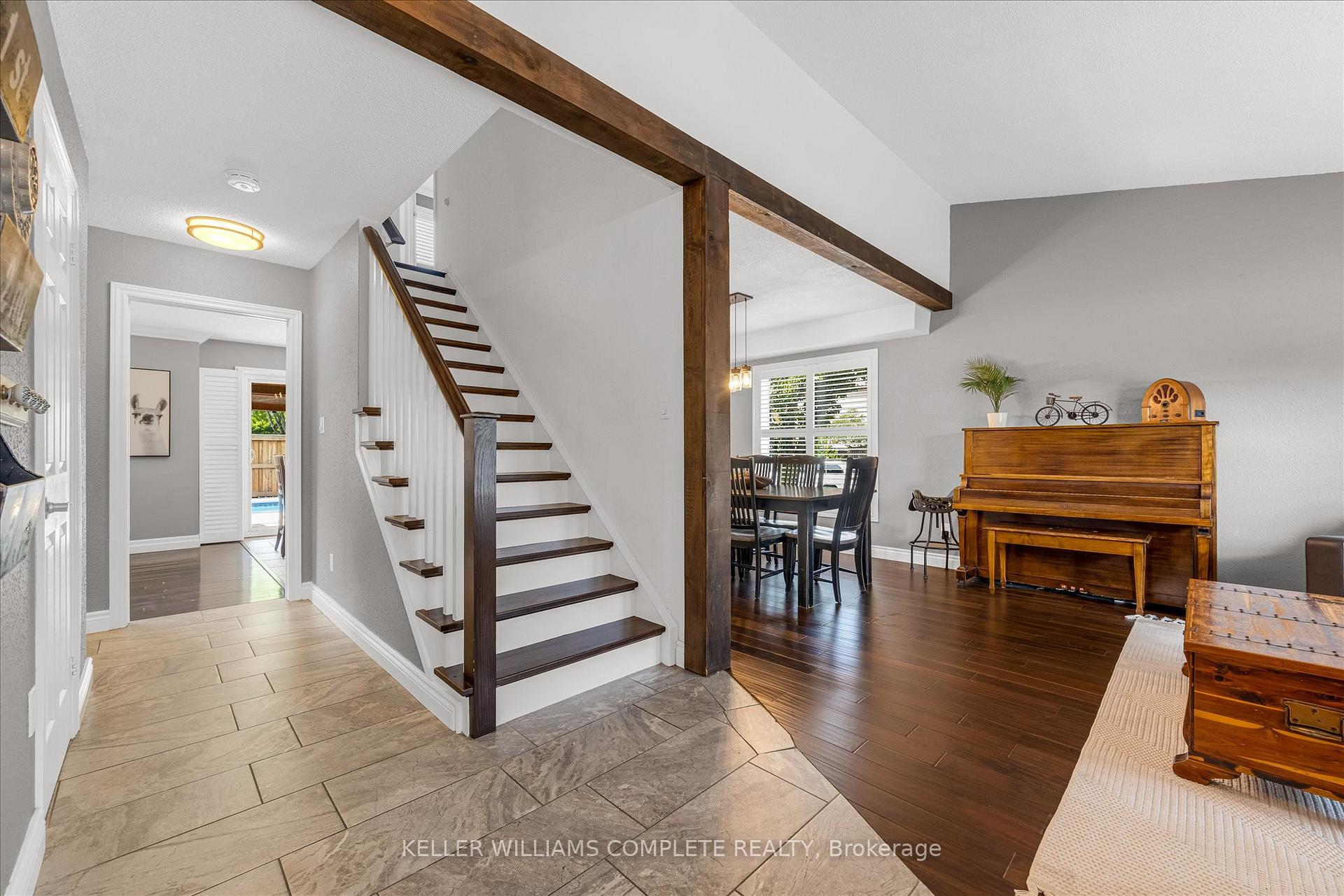 Photo 4 of 456 Acadia Drive, Hamilton, Butler — HOMEH