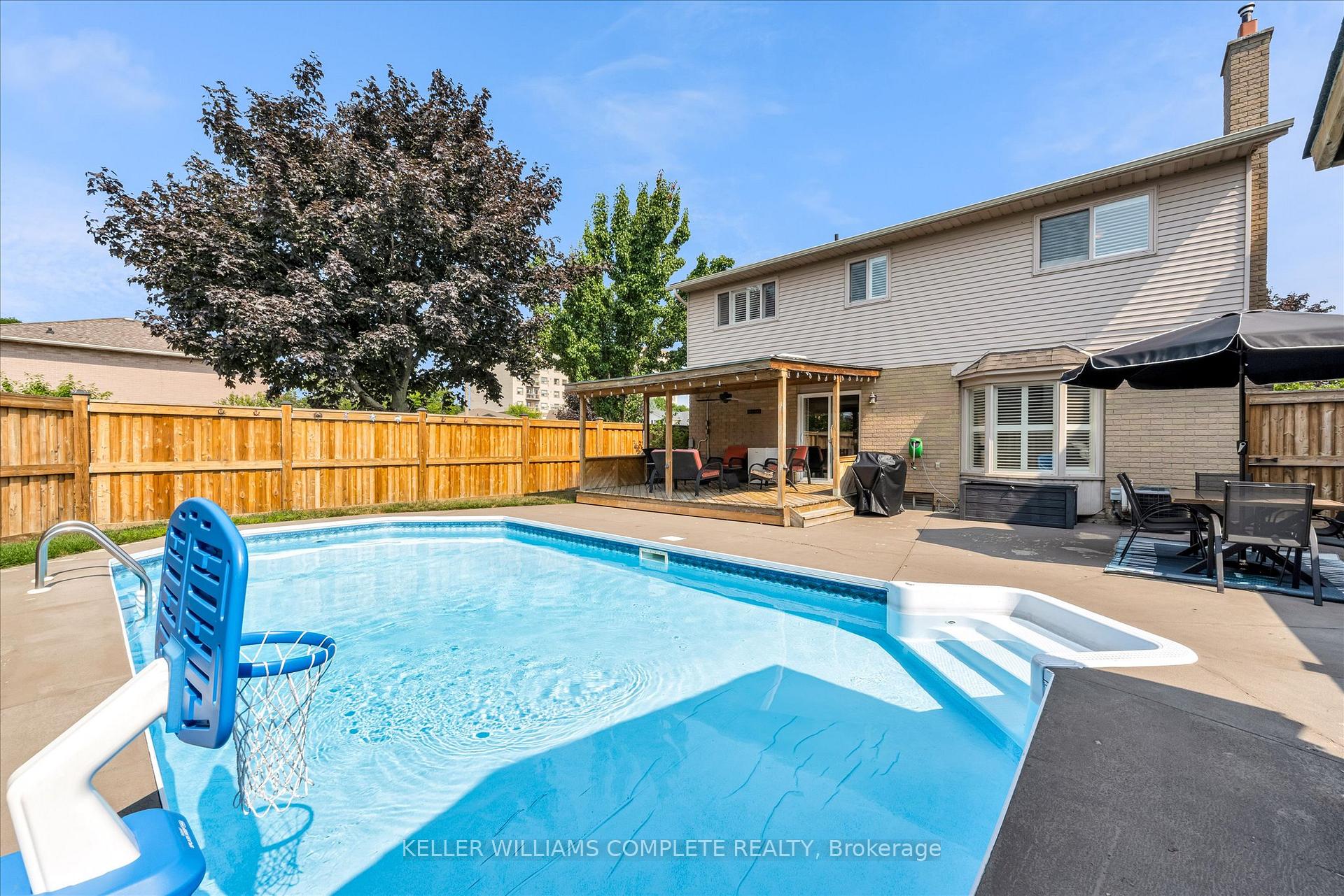 Photo 32 of 456 Acadia Drive, Hamilton, Butler — HOMEH