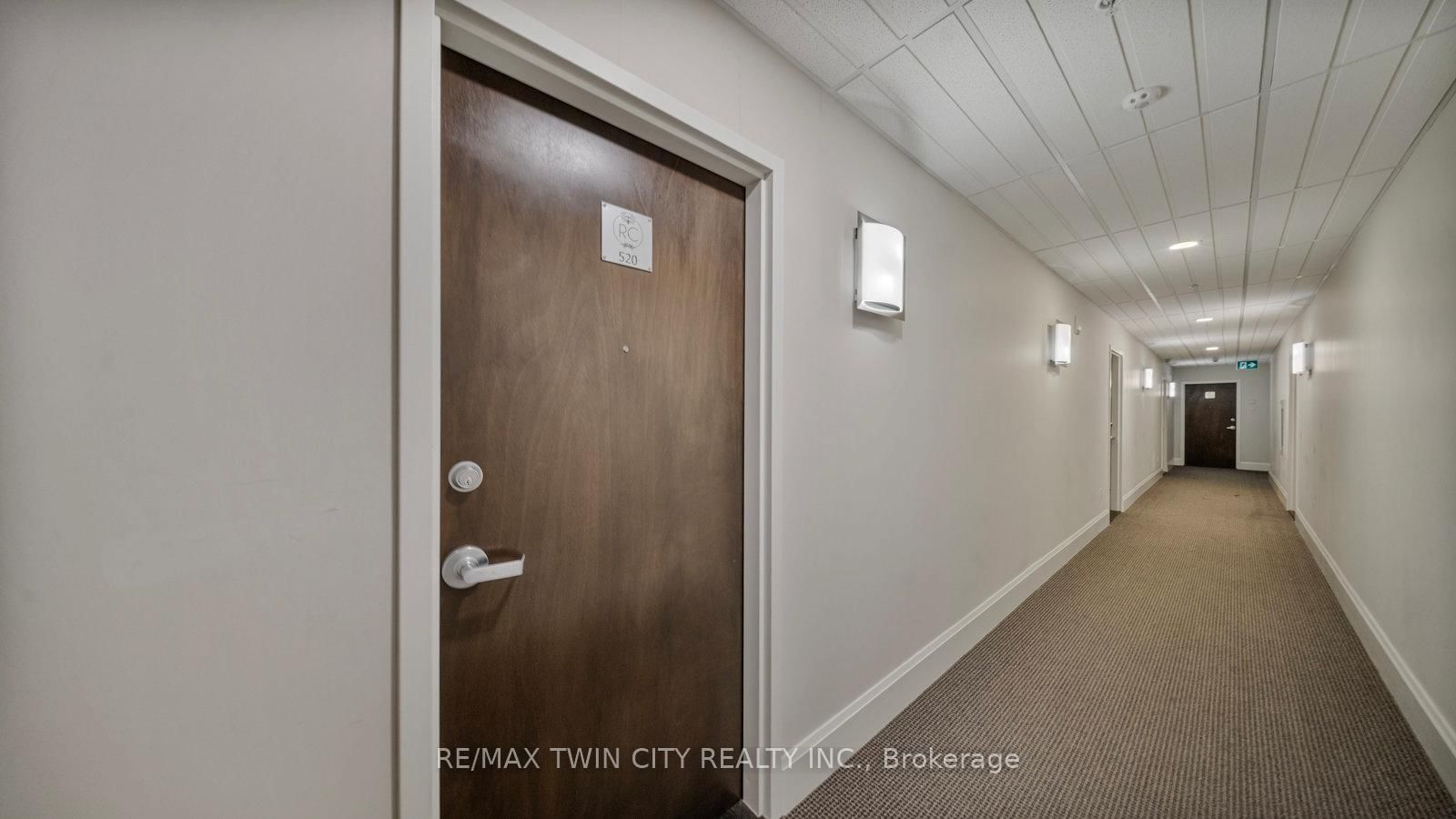 Photo 8 of Unit 520, 118 King St E, Hamilton, Beasley — HOMEH