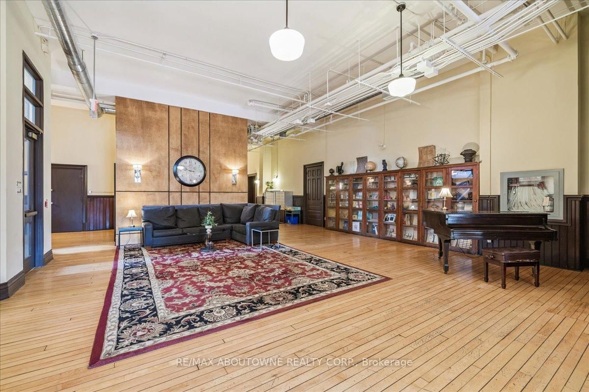 Photo 4 of Unit 110, 200 Stinson St, Hamilton, Stinson — HOMEH