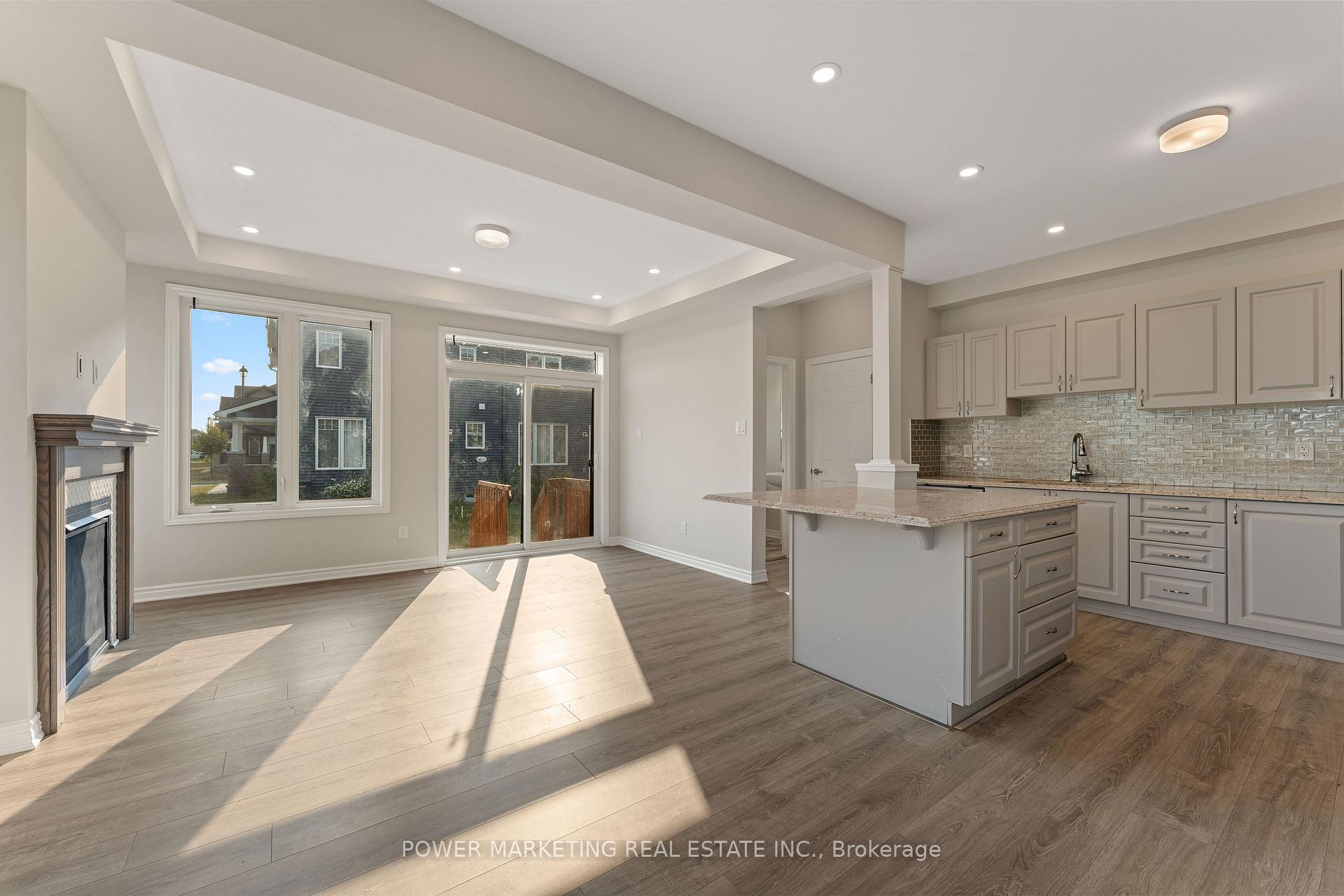 Photo 12 of 701 Megrez Way, Ottawa, Barrhaven - Half Moon Bay — HOMEH
