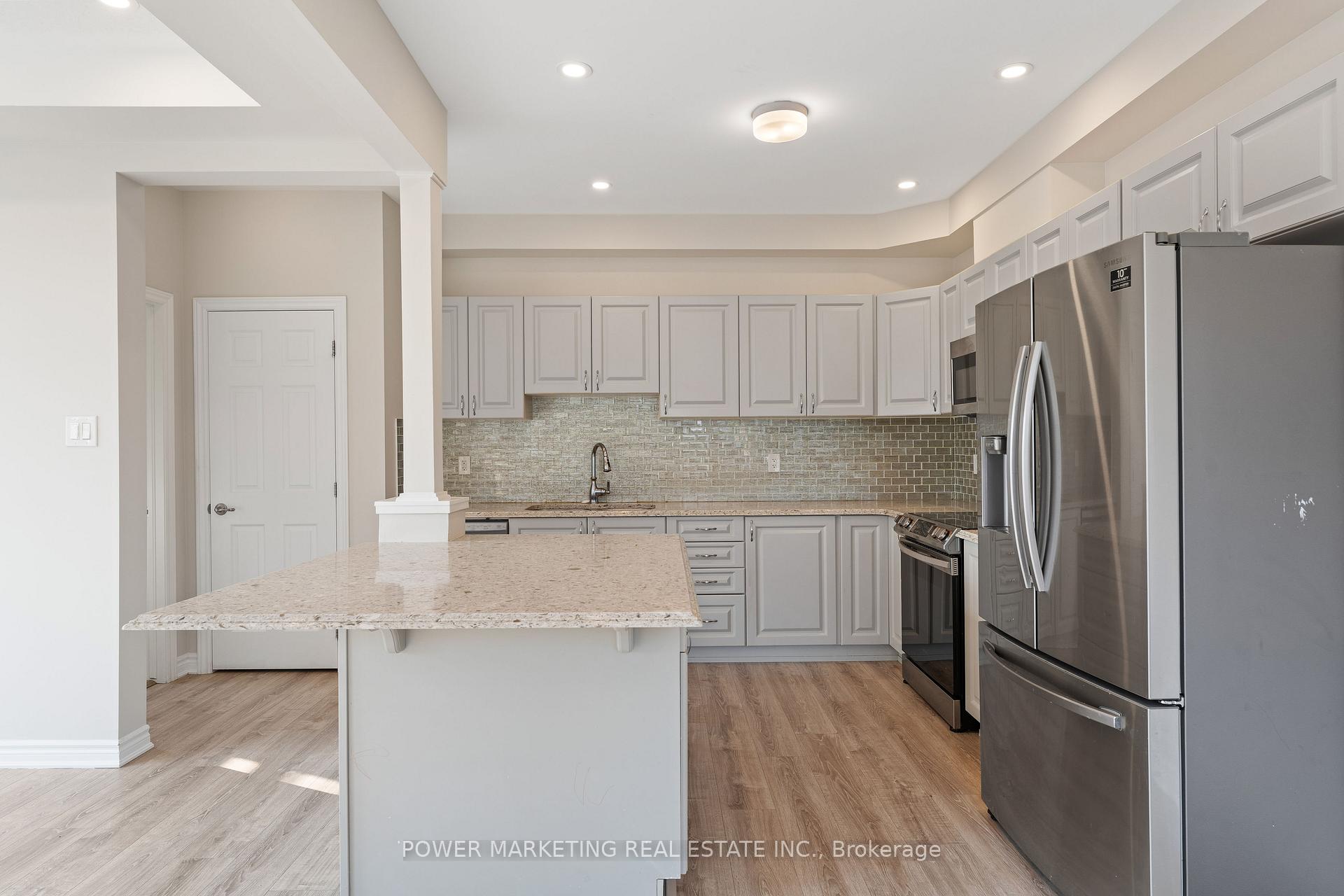 Photo 16 of 701 Megrez Way, Ottawa, Barrhaven - Half Moon Bay — HOMEH