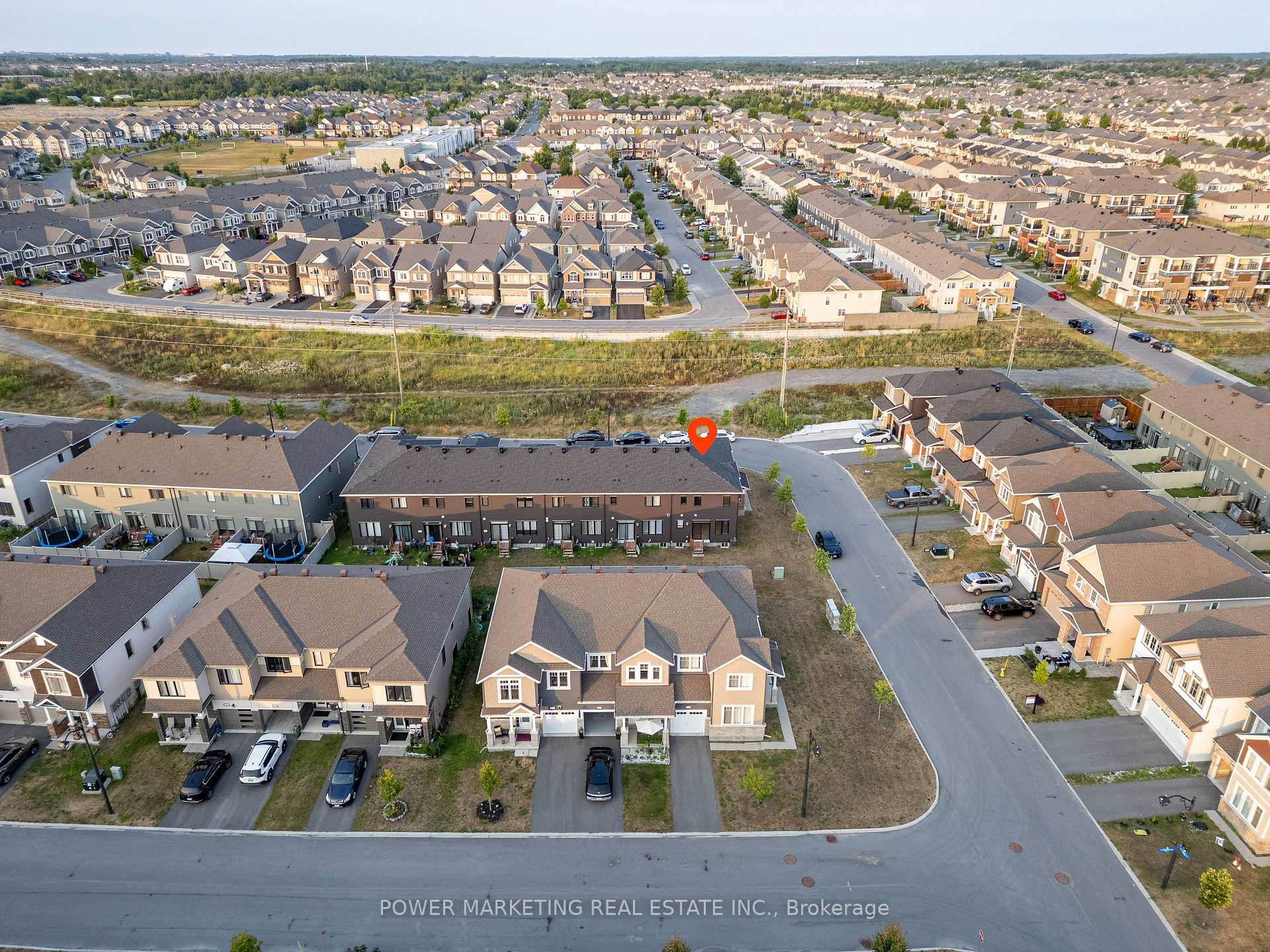 Photo 33 of 701 Megrez Way, Ottawa, Barrhaven - Half Moon Bay — HOMEH