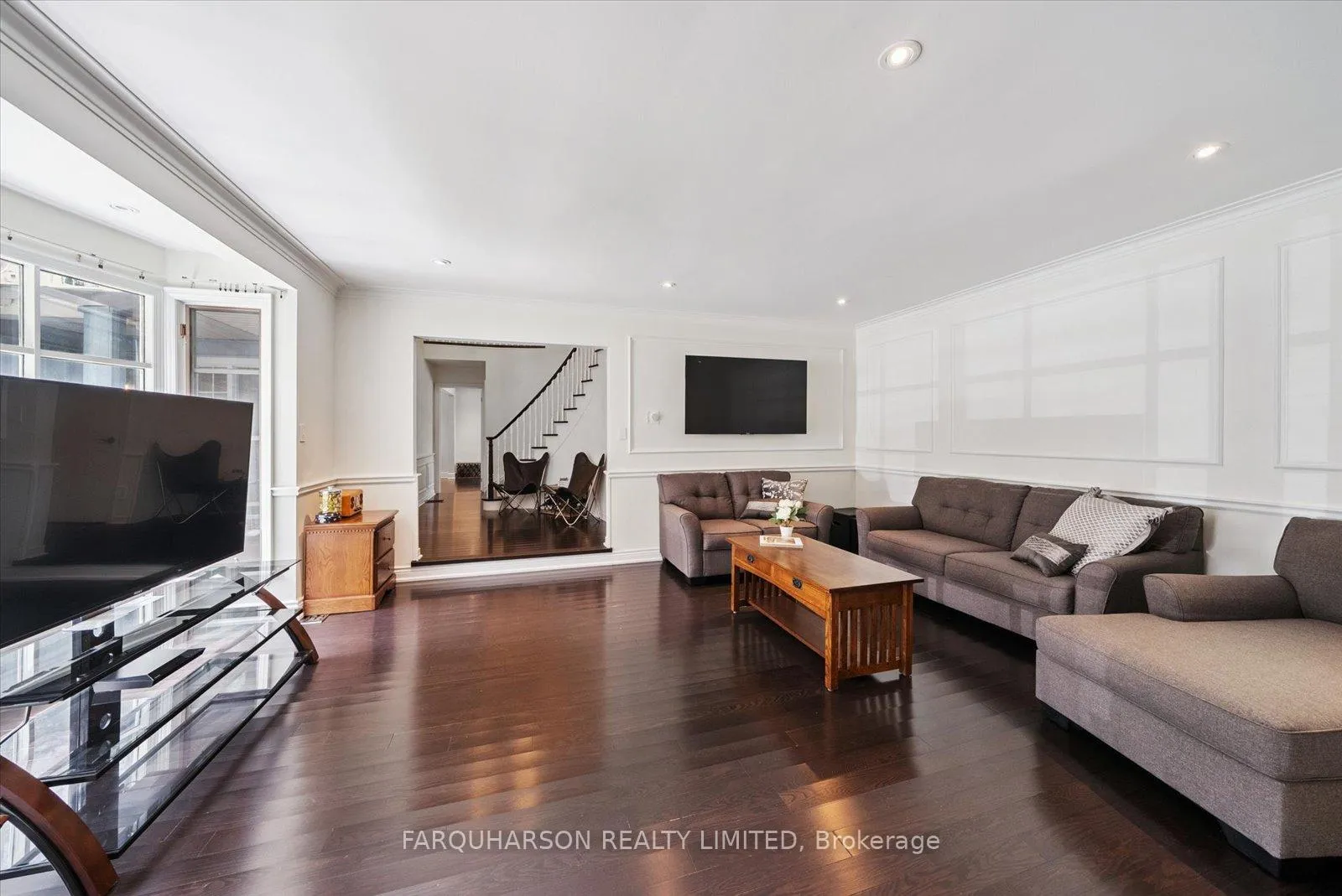 Photo 7 of 360 Ashworth Road, Uxbridge, Rural Uxbridge — HOMEH