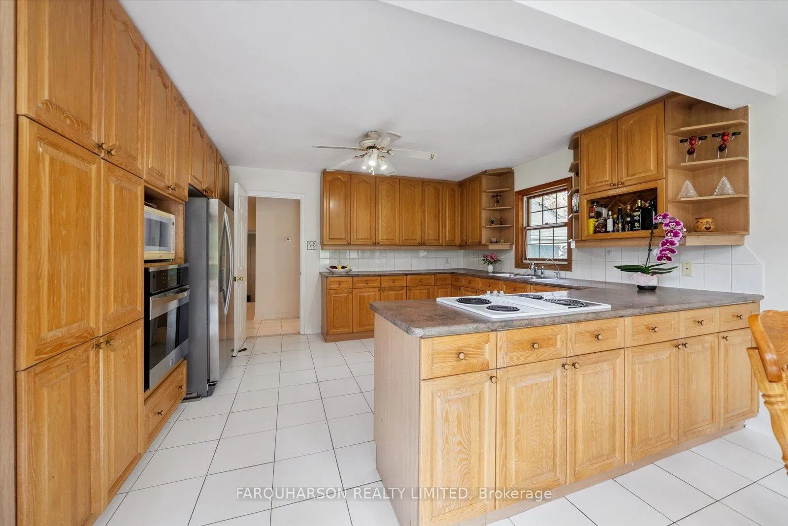 Photo 9 of 360 Ashworth Road, Uxbridge, Rural Uxbridge — HOMEH