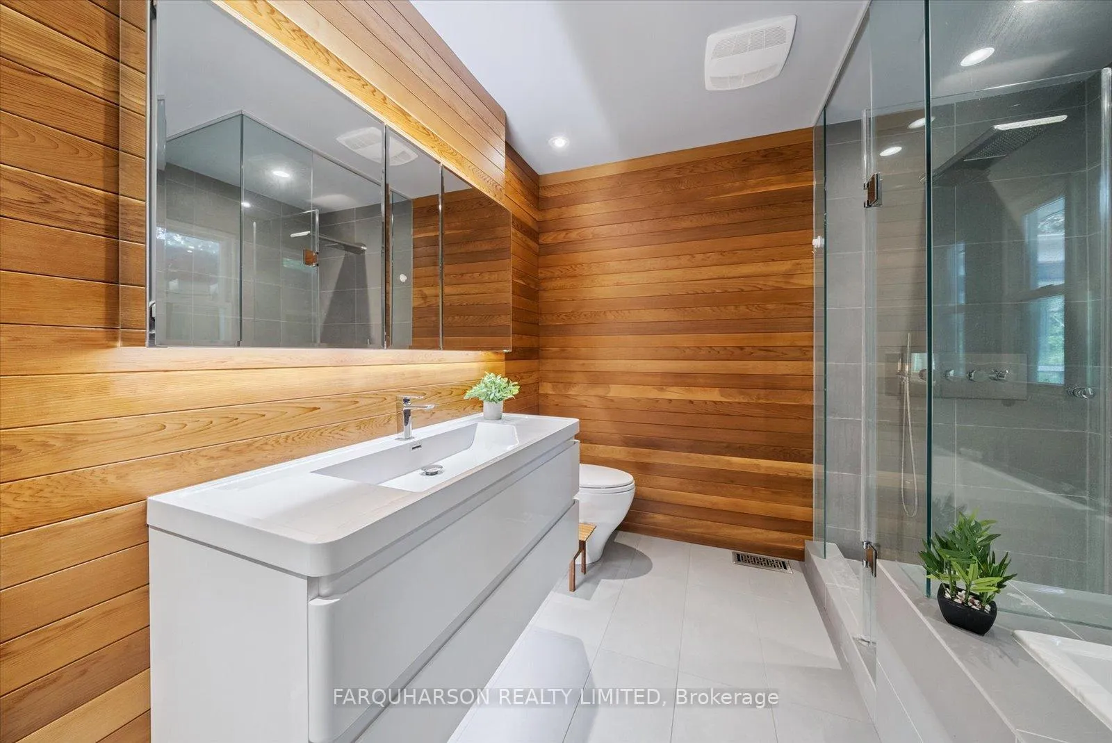 Photo 16 of 360 Ashworth Road, Uxbridge, Rural Uxbridge — HOMEH