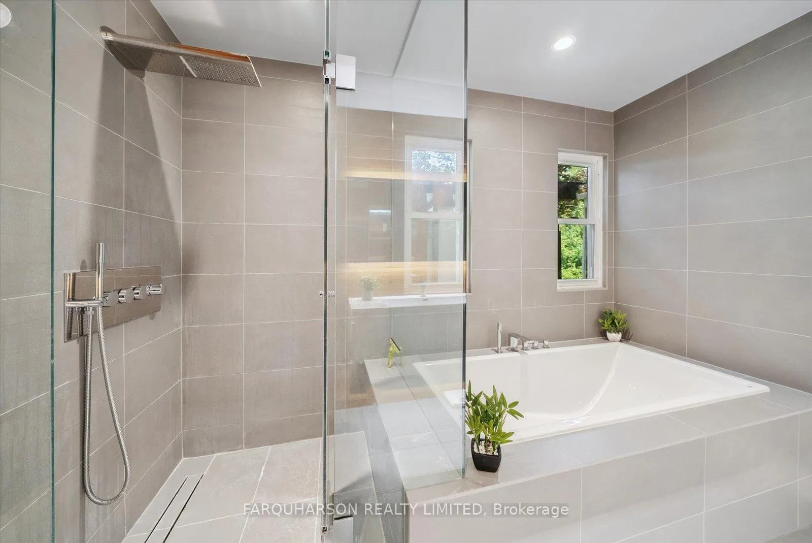 Photo 17 of 360 Ashworth Road, Uxbridge, Rural Uxbridge — HOMEH