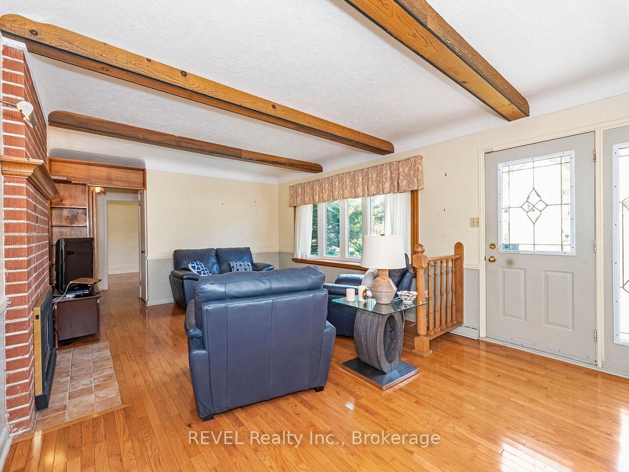 Photo 7 of 341 Robina Road, Hamilton, Ancaster — HOMEH