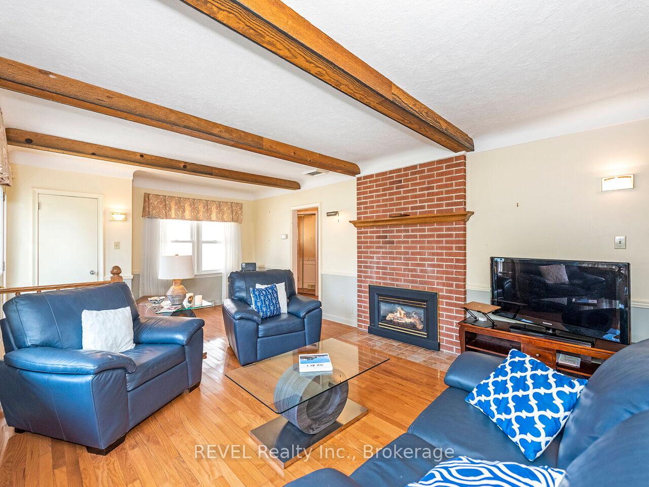 Photo 10 of 341 Robina Road, Hamilton, Ancaster — HOMEH