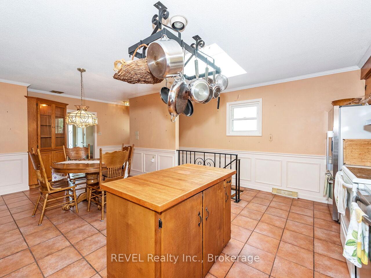 Photo 18 of 341 Robina Road, Hamilton, Ancaster — HOMEH