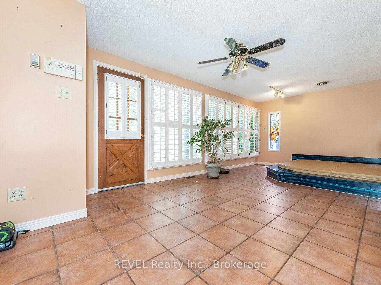 Photo 21 of 341 Robina Road, Hamilton, Ancaster — HOMEH