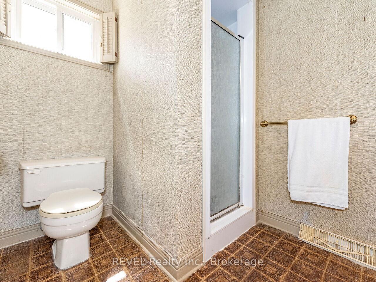 Photo 26 of 341 Robina Road, Hamilton, Ancaster — HOMEH