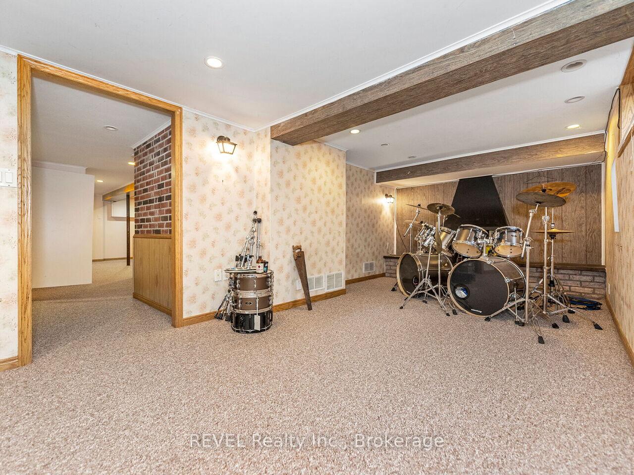 Photo 31 of 341 Robina Road, Hamilton, Ancaster — HOMEH