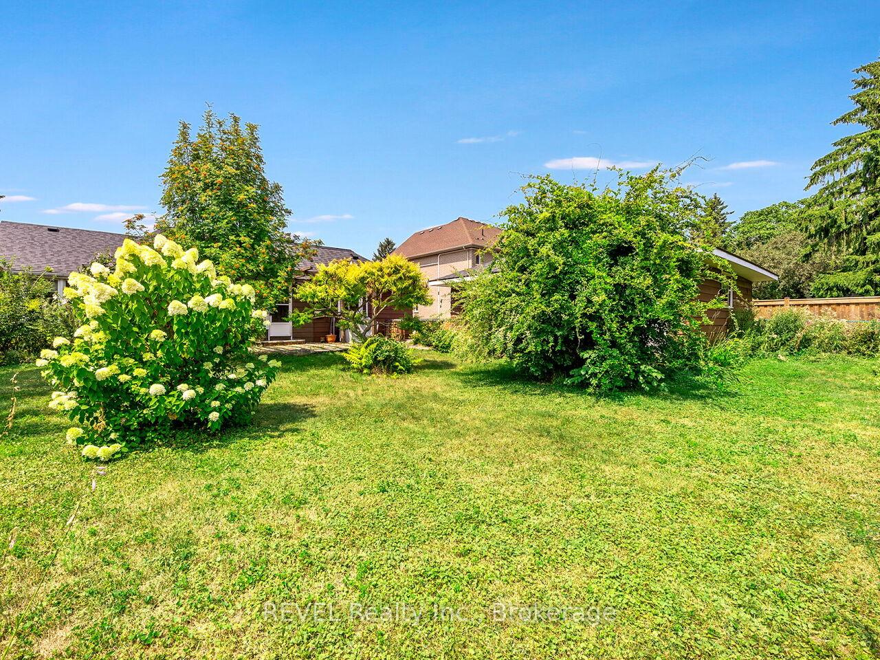 Photo 42 of 341 Robina Road, Hamilton, Ancaster — HOMEH