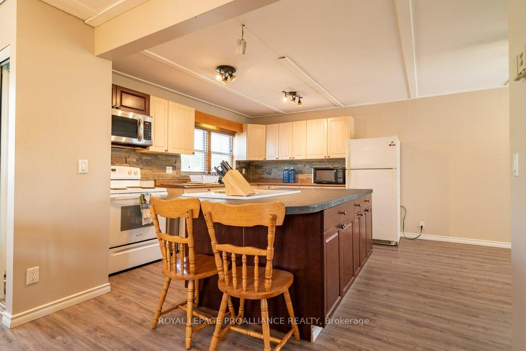 Photo 14 of 7517 Road 509, Frontenac, Frontenac North — HOMEH