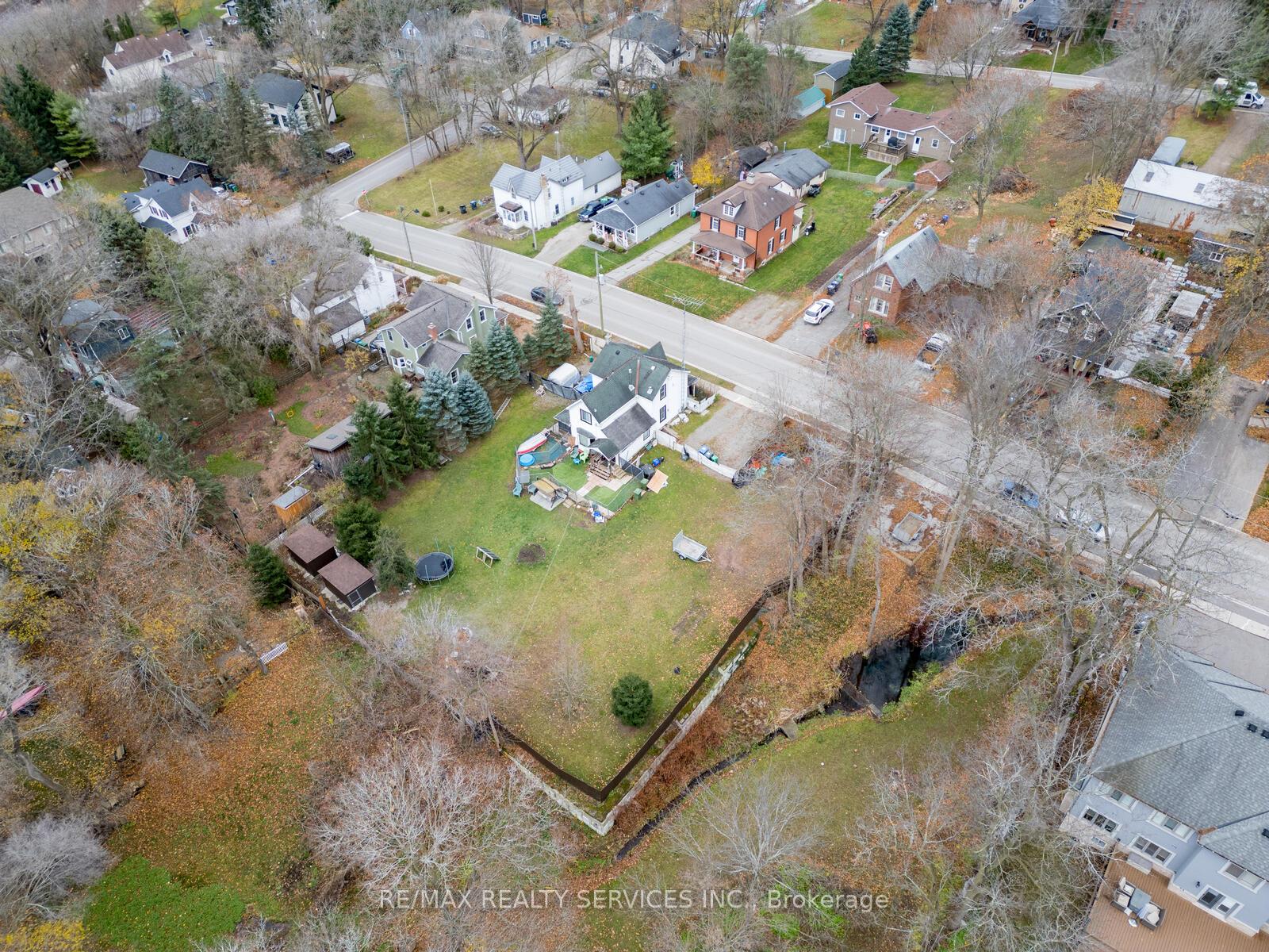 Photo 12 of 25 Lorne Street, Caledon, Inglewood — HOMEH
