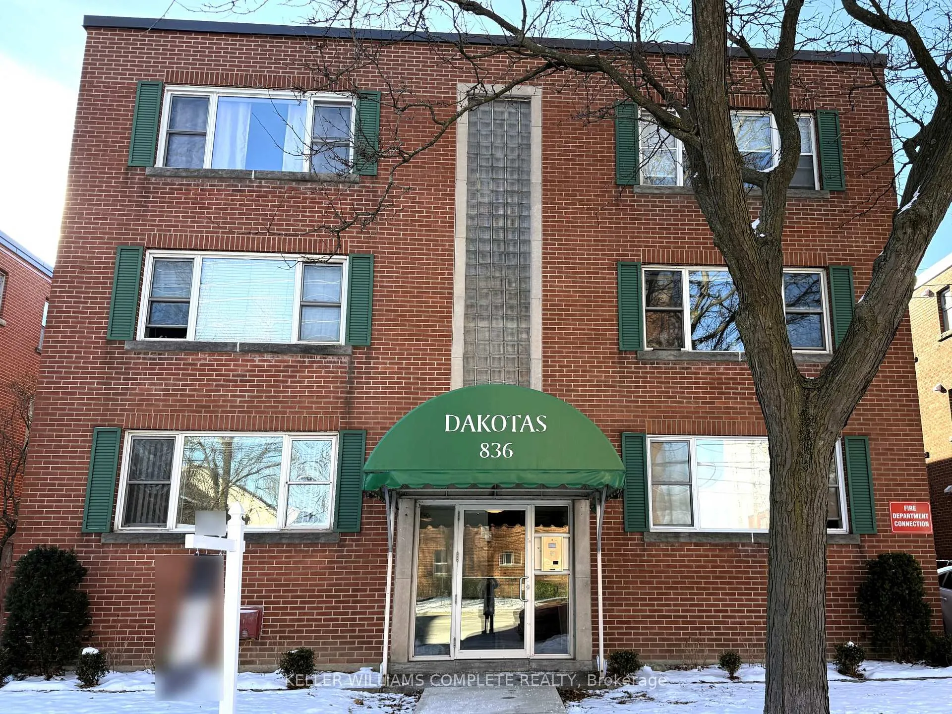 Photo 2 of Unit 310, 836 Concession St, Hamilton, Raleigh — HOMEH
