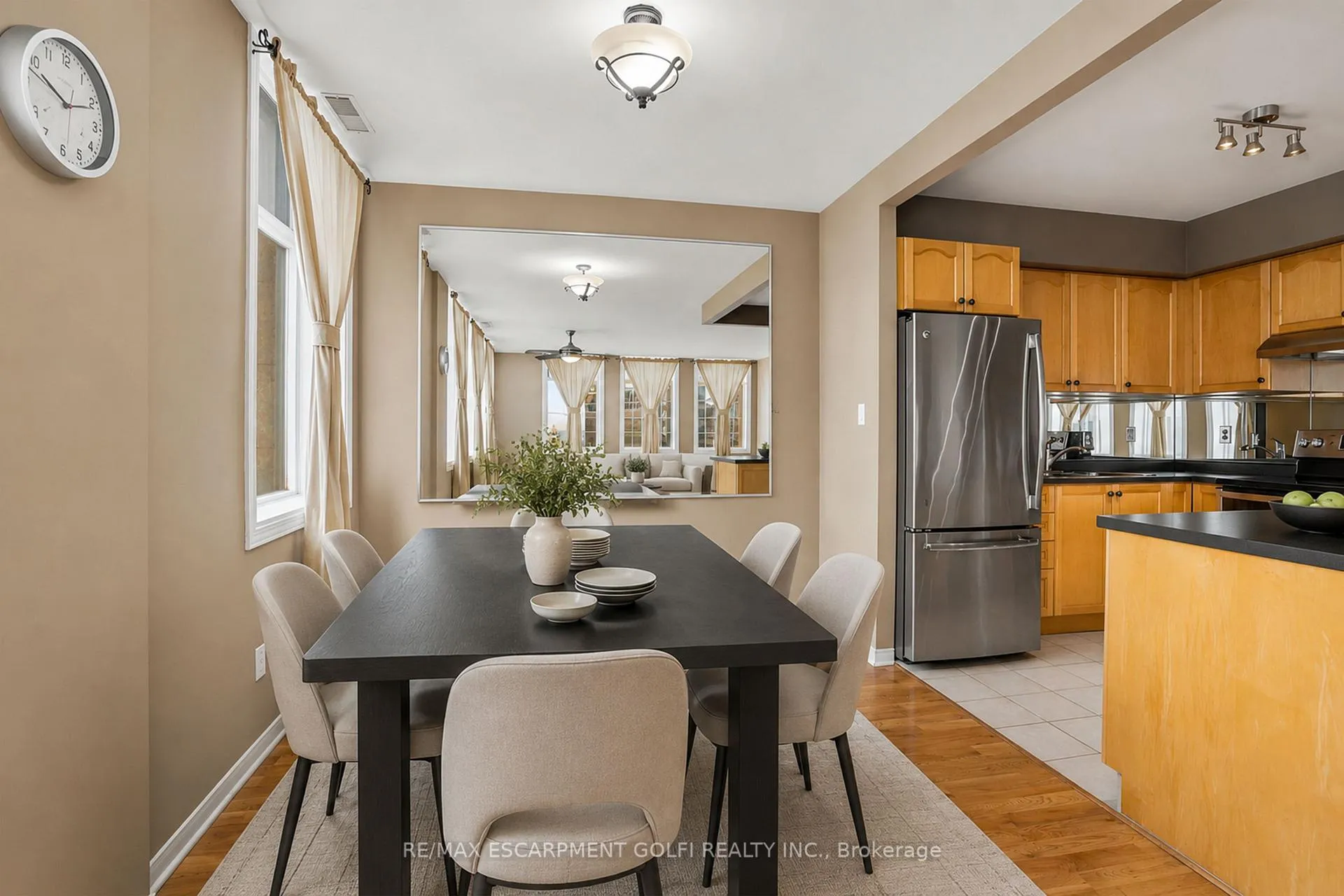 Photo 14 of Unit 902, 36 James St S, Hamilton, Central — HOMEH