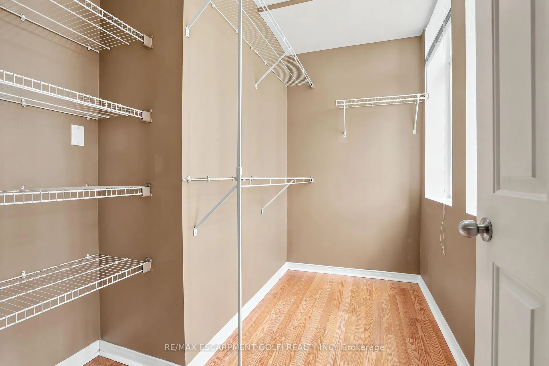 Photo 21 of Unit 902, 36 James St S, Hamilton, Central — HOMEH