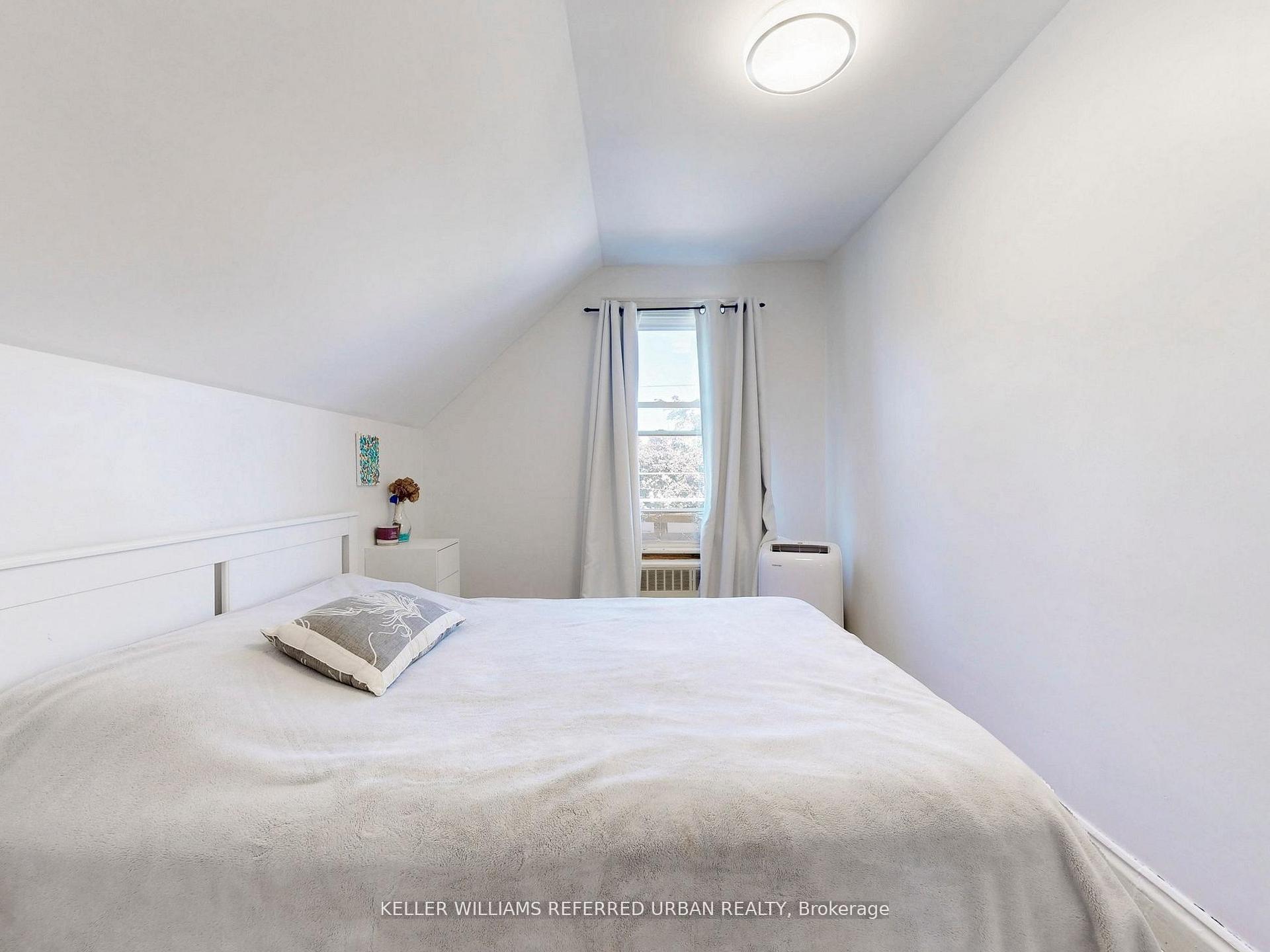 Photo 29 of 71 East 24th Street, Hamilton, Eastmount — HOMEH