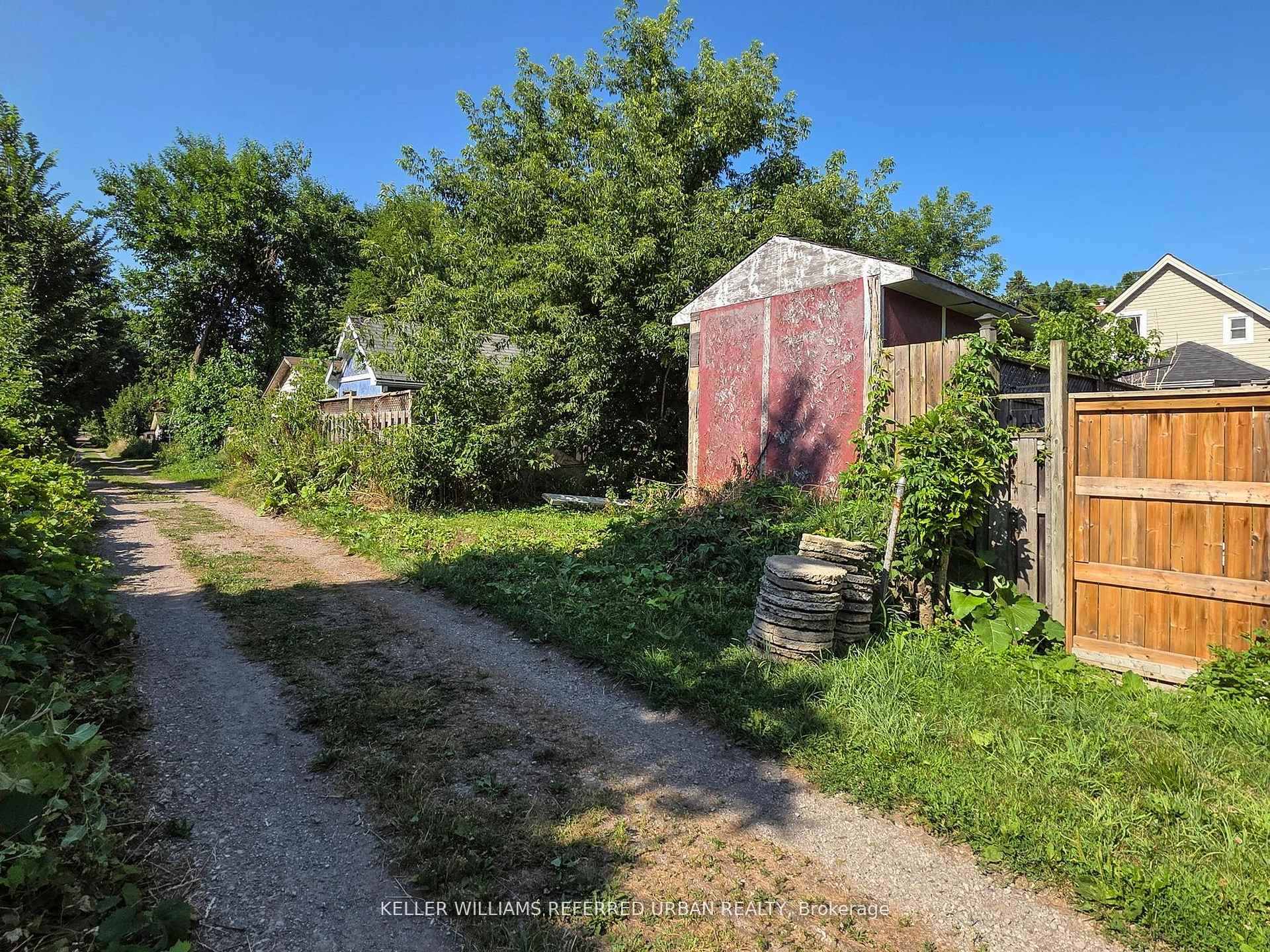 Photo 49 of 71 East 24th Street, Hamilton, Eastmount — HOMEH