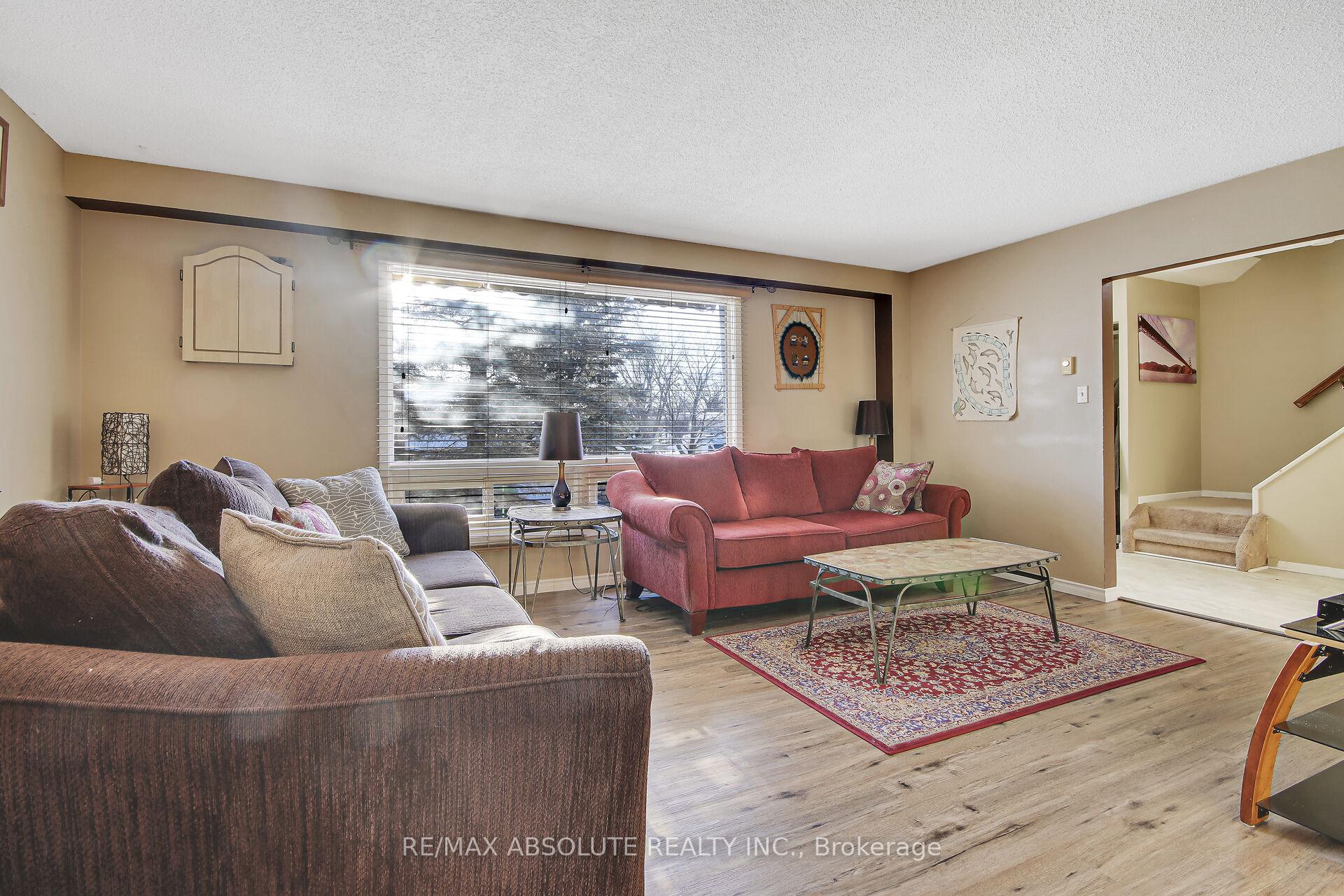 Photo 15 of 89 Gary Crescent, Arnprior — HOMEH
