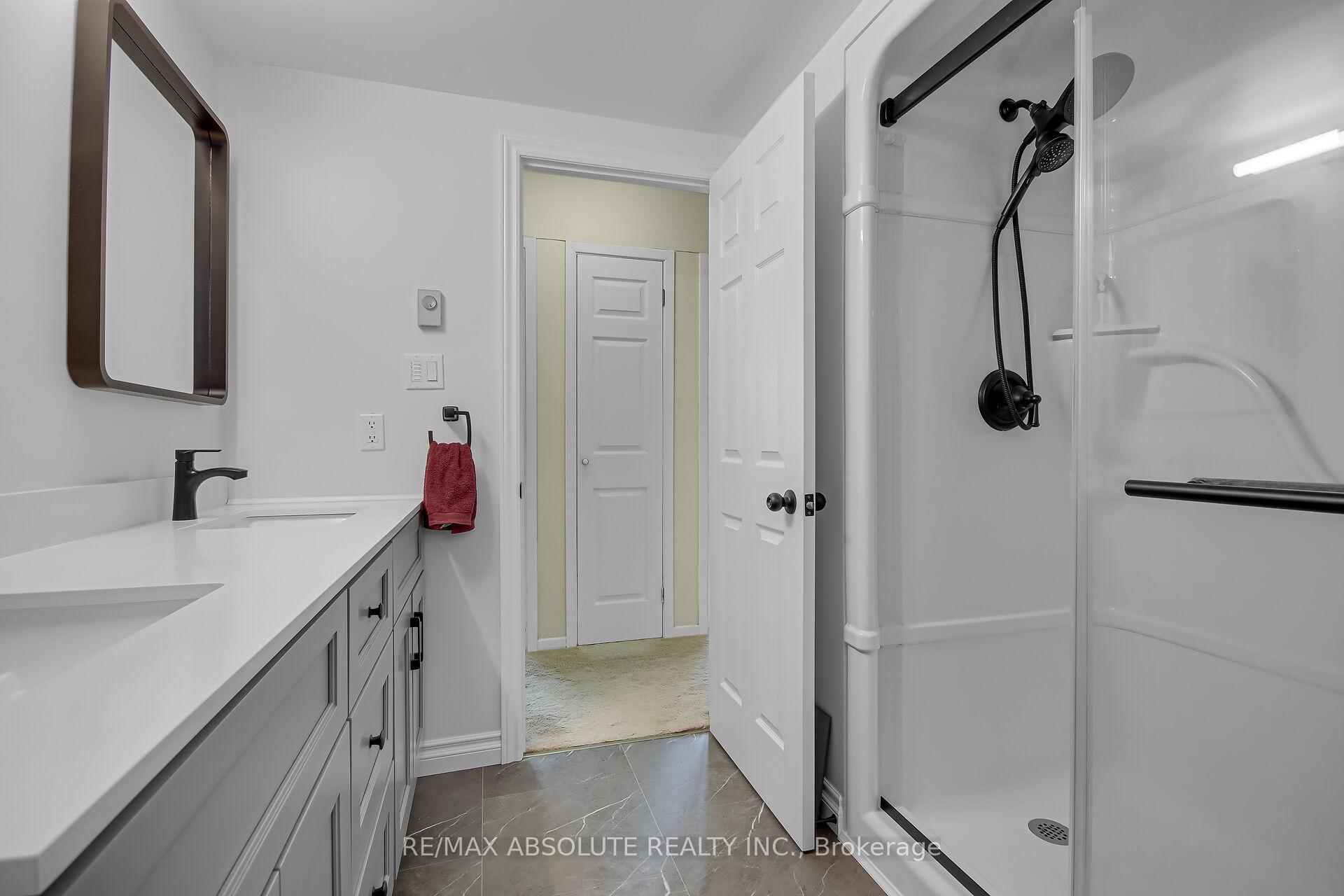 Photo 19 of 89 Gary Crescent, Arnprior — HOMEH