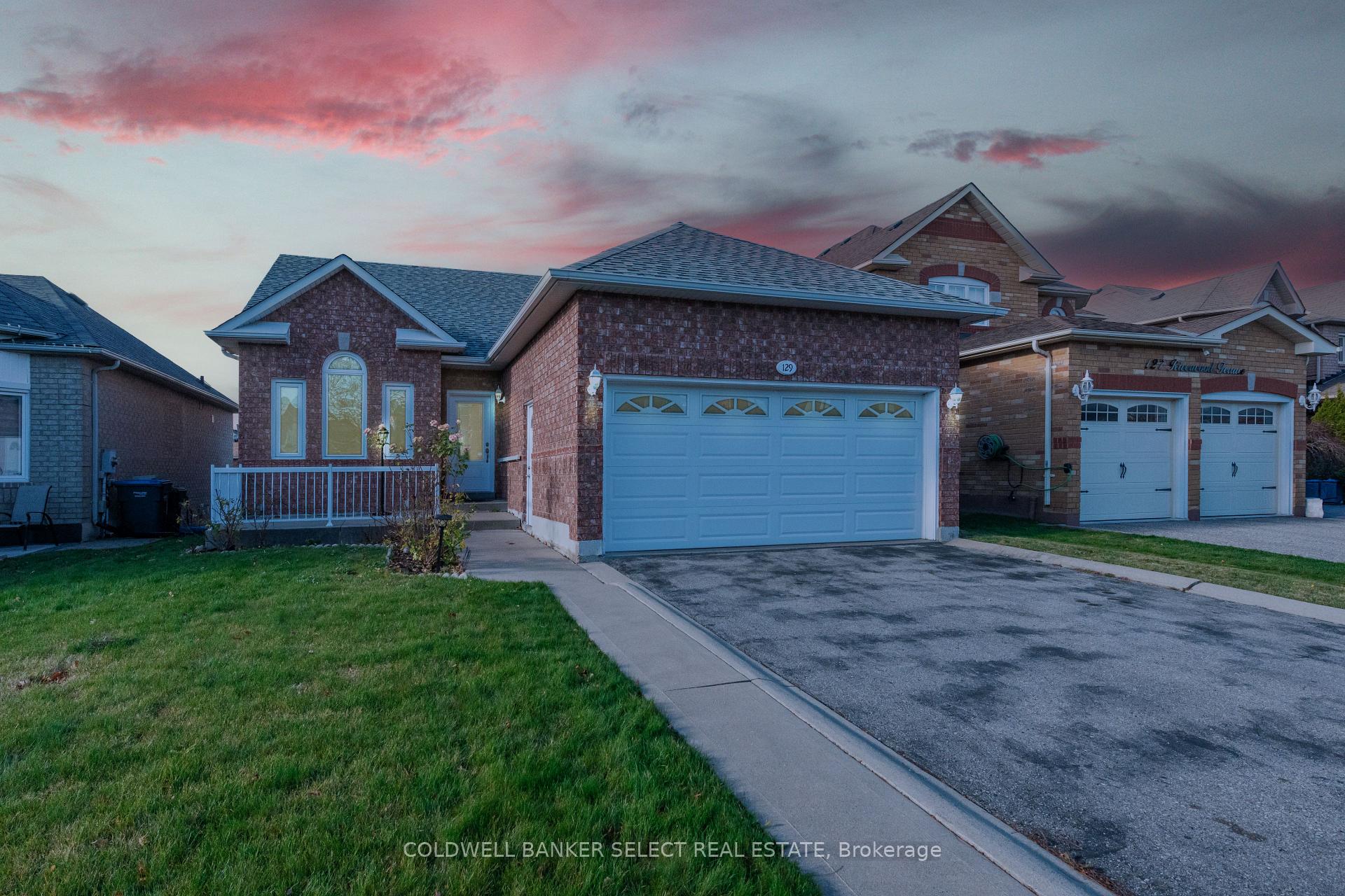 Photo 2 of 129 Riverwood Terrace, Caledon, Bolton East — HOMEH