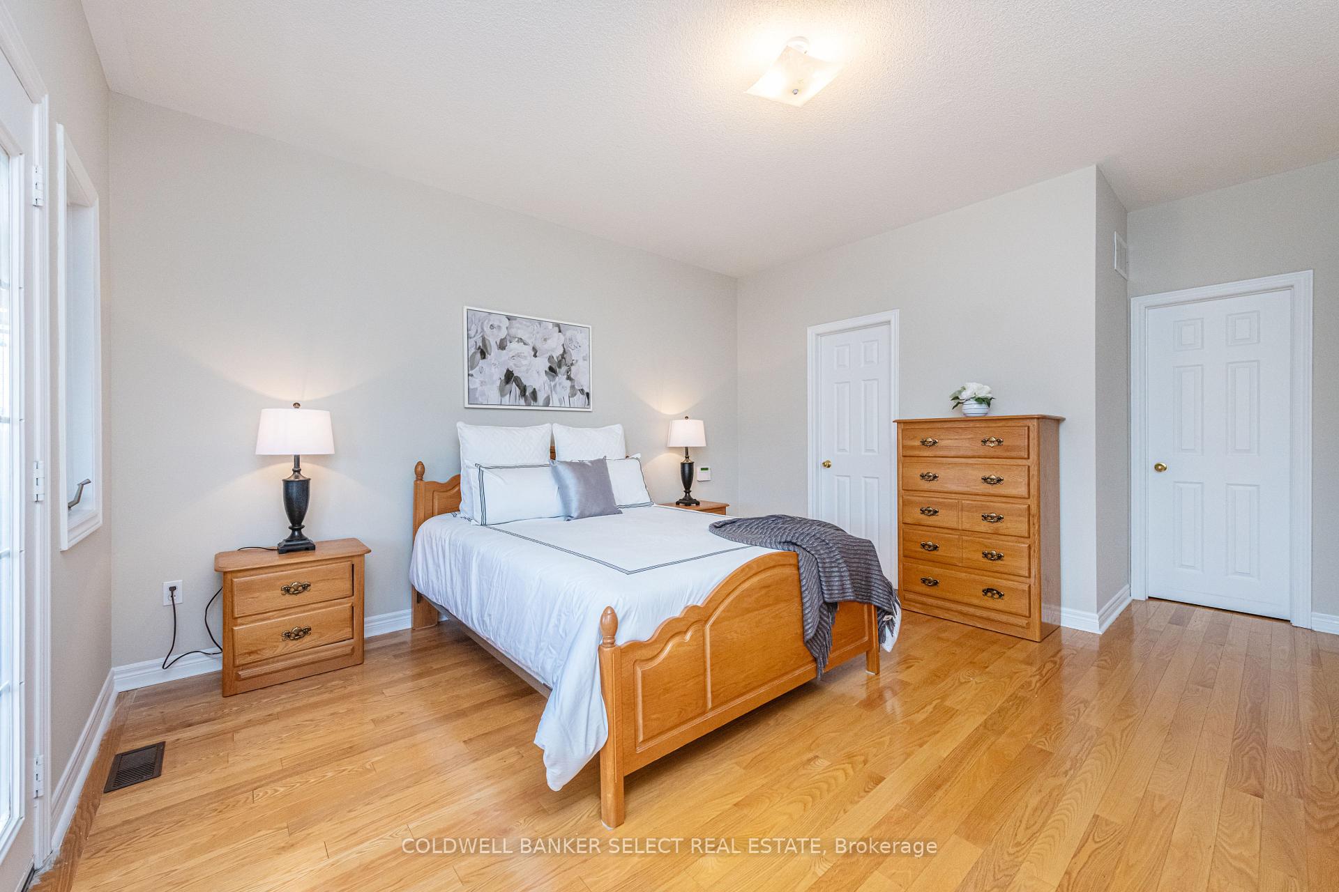 Photo 19 of 129 Riverwood Terrace, Caledon, Bolton East — HOMEH