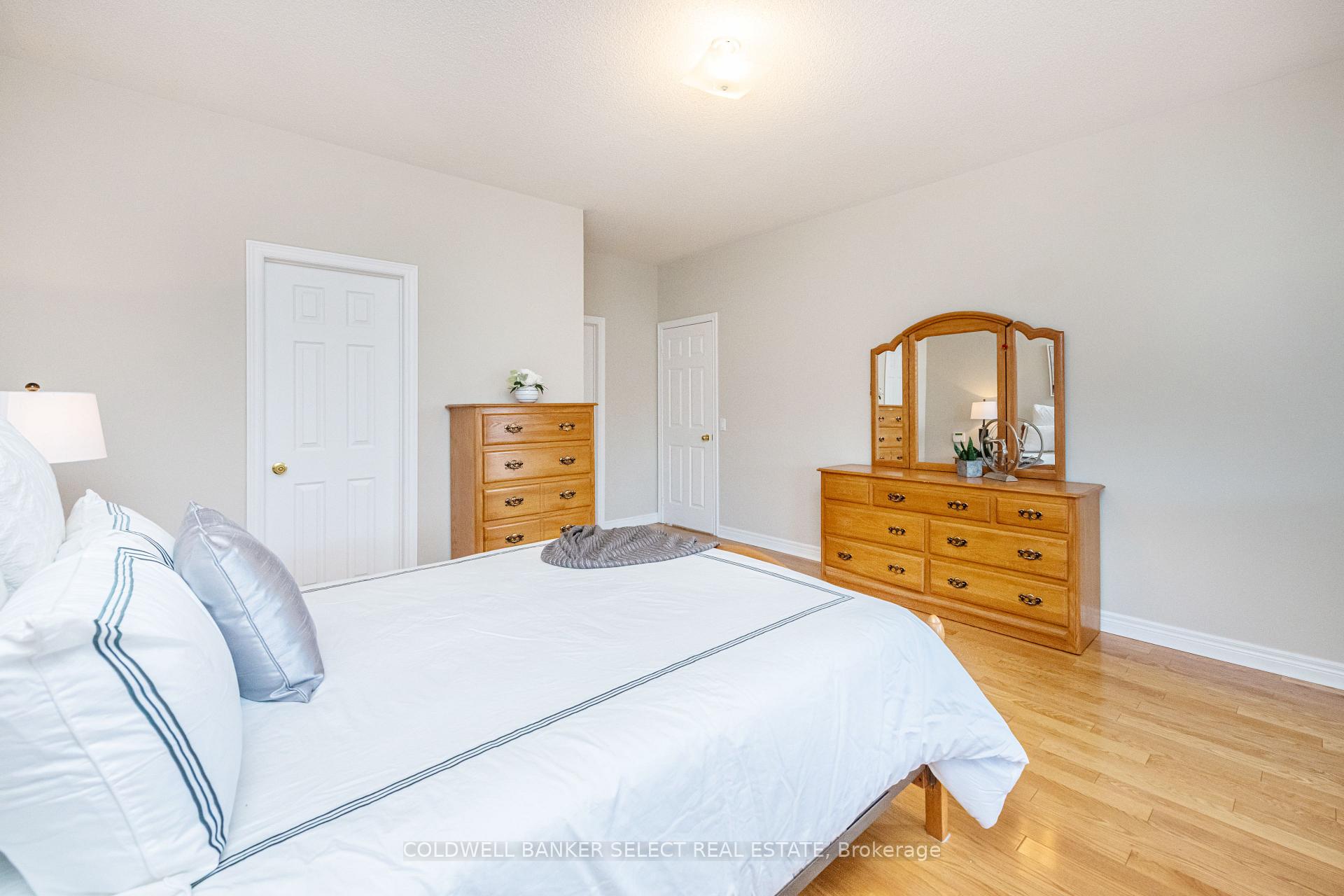Photo 20 of 129 Riverwood Terrace, Caledon, Bolton East — HOMEH
