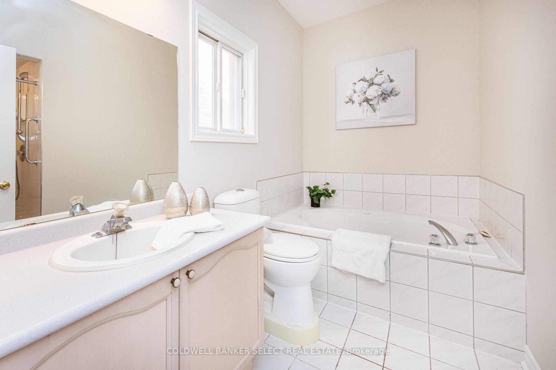 Photo 21 of 129 Riverwood Terrace, Caledon, Bolton East — HOMEH