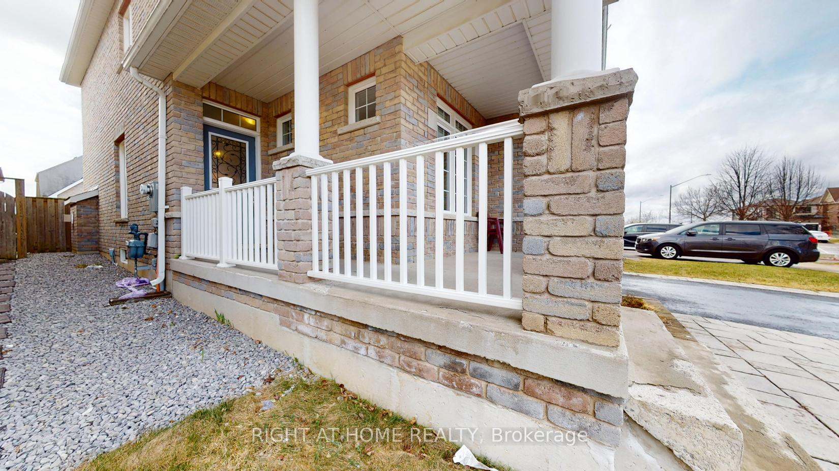 Photo 3 of 99 Grady Drive, Clarington, Newcastle — HOMEH