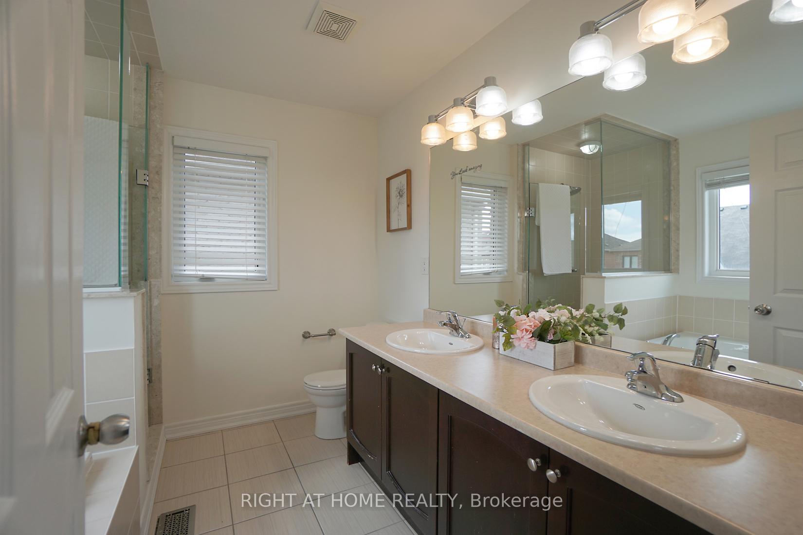 Photo 39 of 99 Grady Drive, Clarington, Newcastle — HOMEH