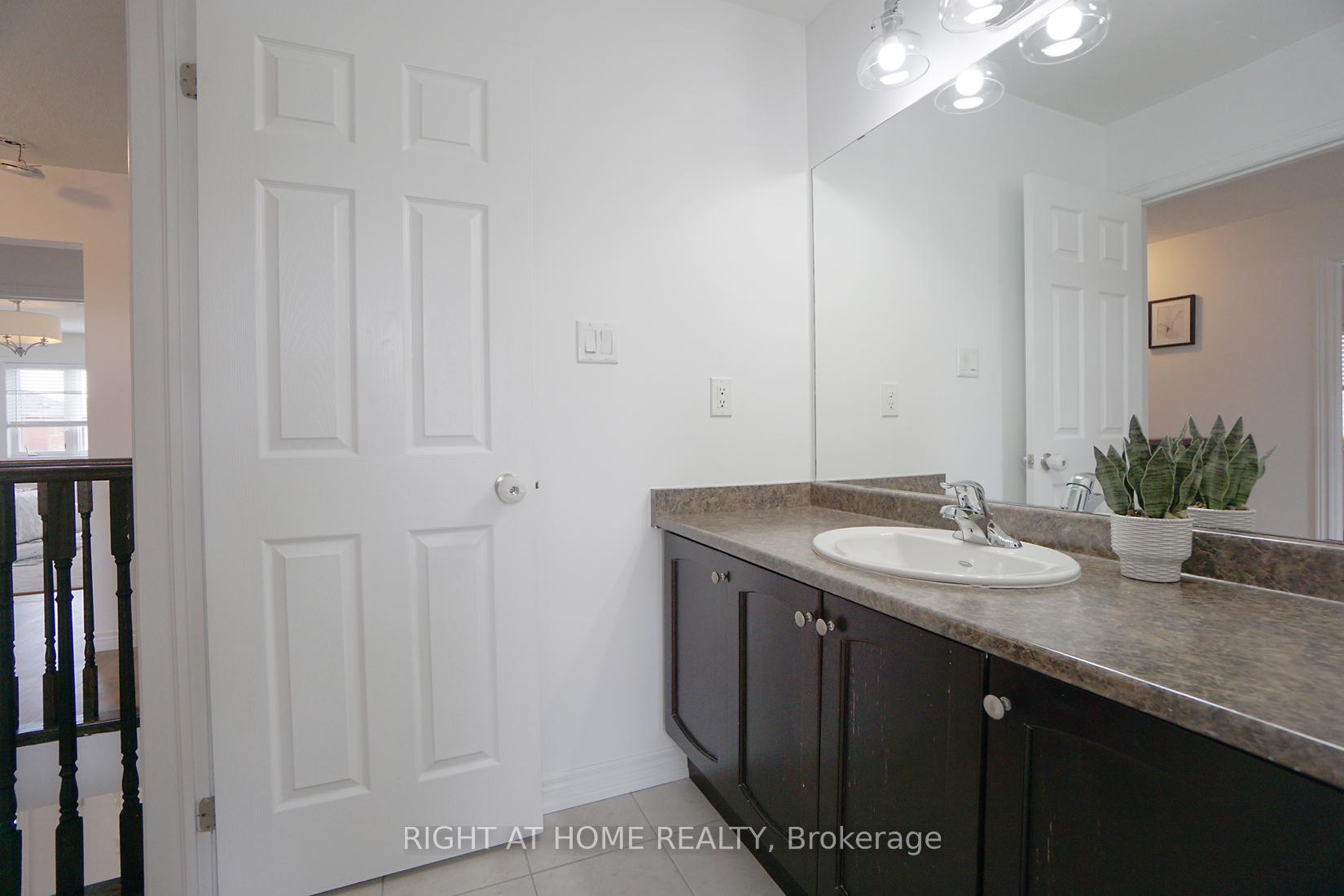 Photo 41 of 99 Grady Drive, Clarington, Newcastle — HOMEH