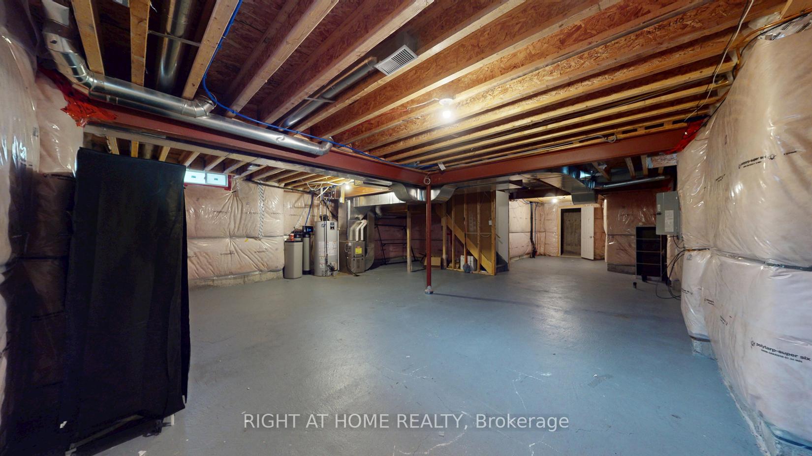 Photo 46 of 99 Grady Drive, Clarington, Newcastle — HOMEH