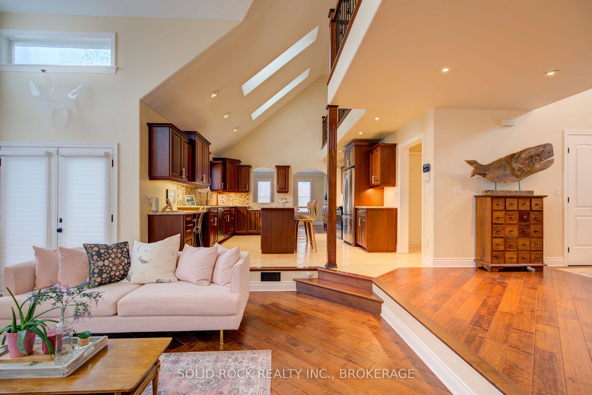 Photo 7 of 3156 Lakefield Drive, Frontenac, Frontenac South — HOMEH