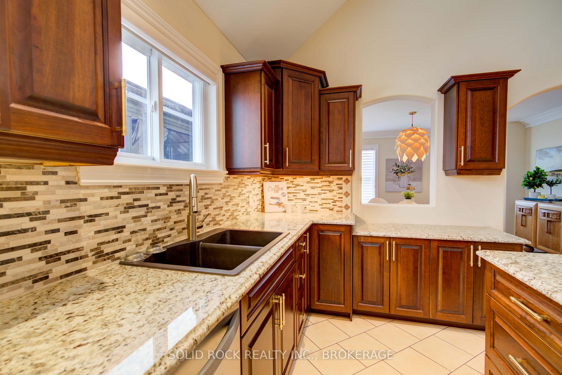 Photo 9 of 3156 Lakefield Drive, Frontenac, Frontenac South — HOMEH