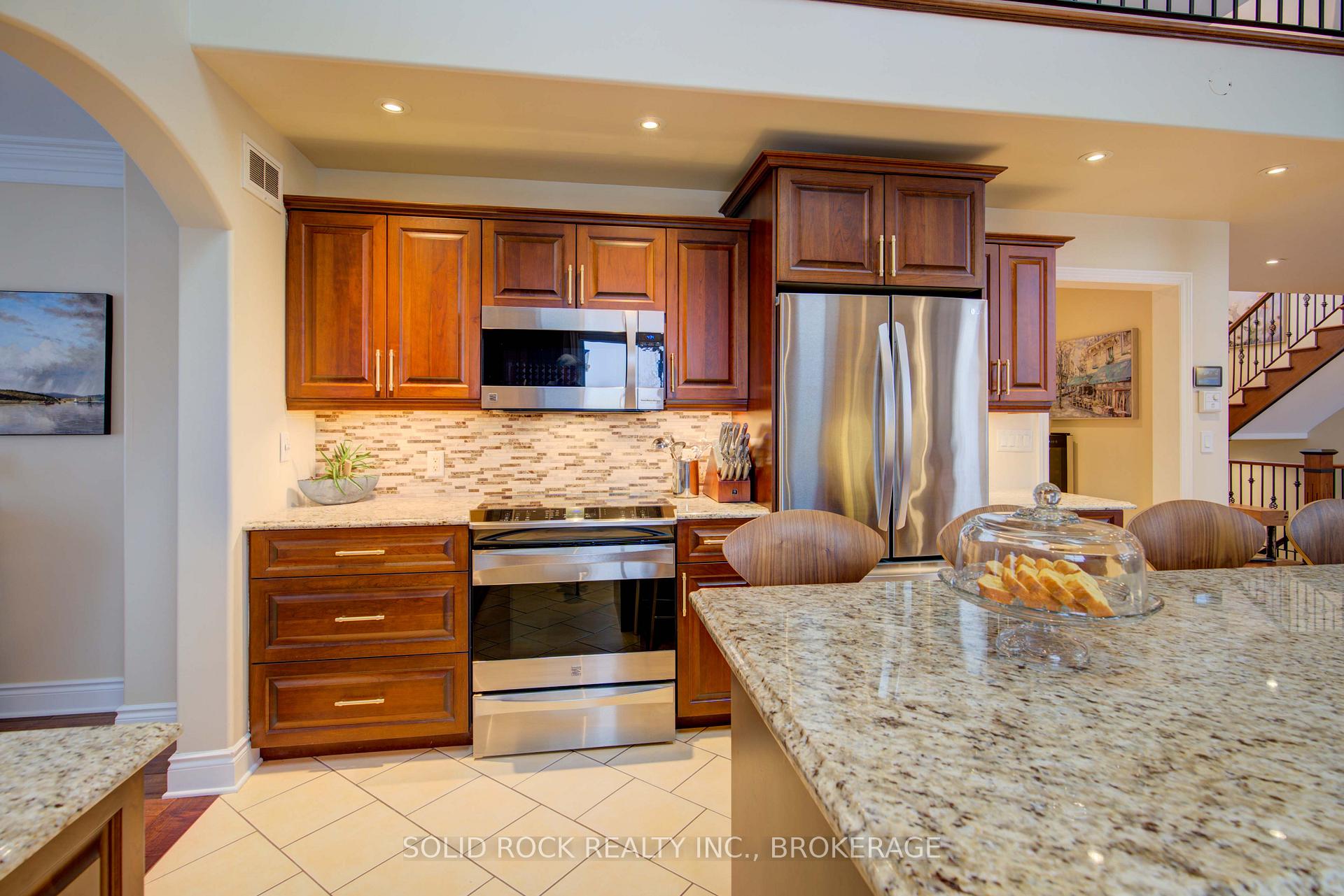 Photo 11 of 3156 Lakefield Drive, Frontenac, Frontenac South — HOMEH