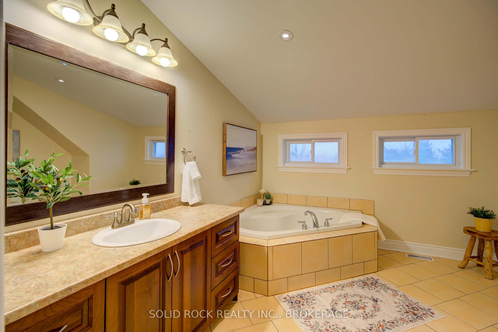 Photo 25 of 3156 Lakefield Drive, Frontenac, Frontenac South — HOMEH
