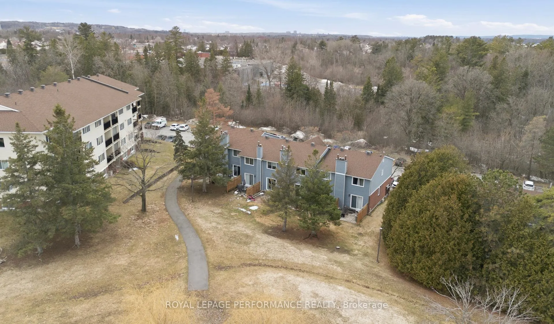 Photo 29 of 6442 Bilberry Drive, Ottawa, Orleans Wood — HOMEH
