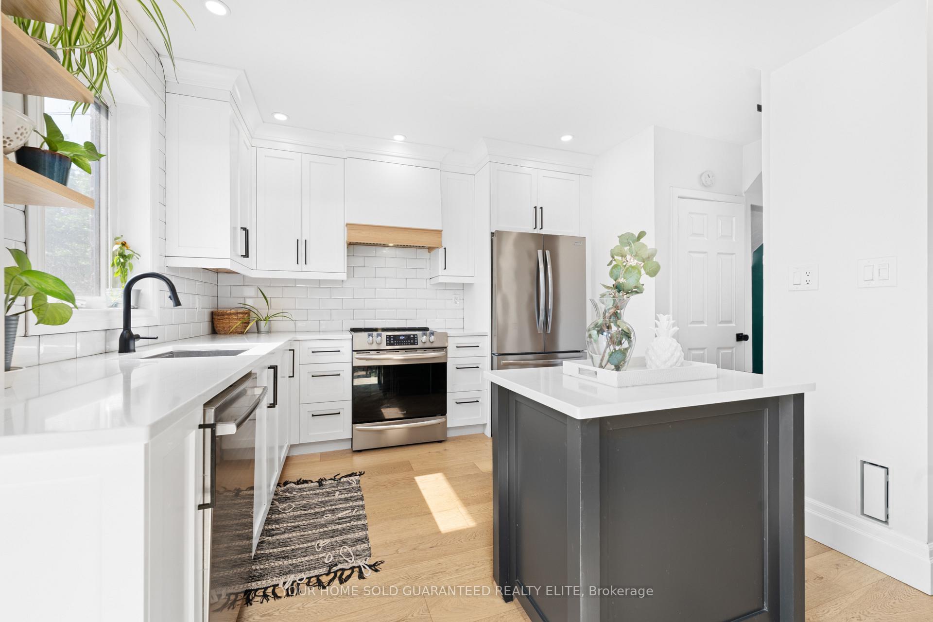 Photo 5 of 209 Rothsay Avenue, Hamilton, Delta — HOMEH