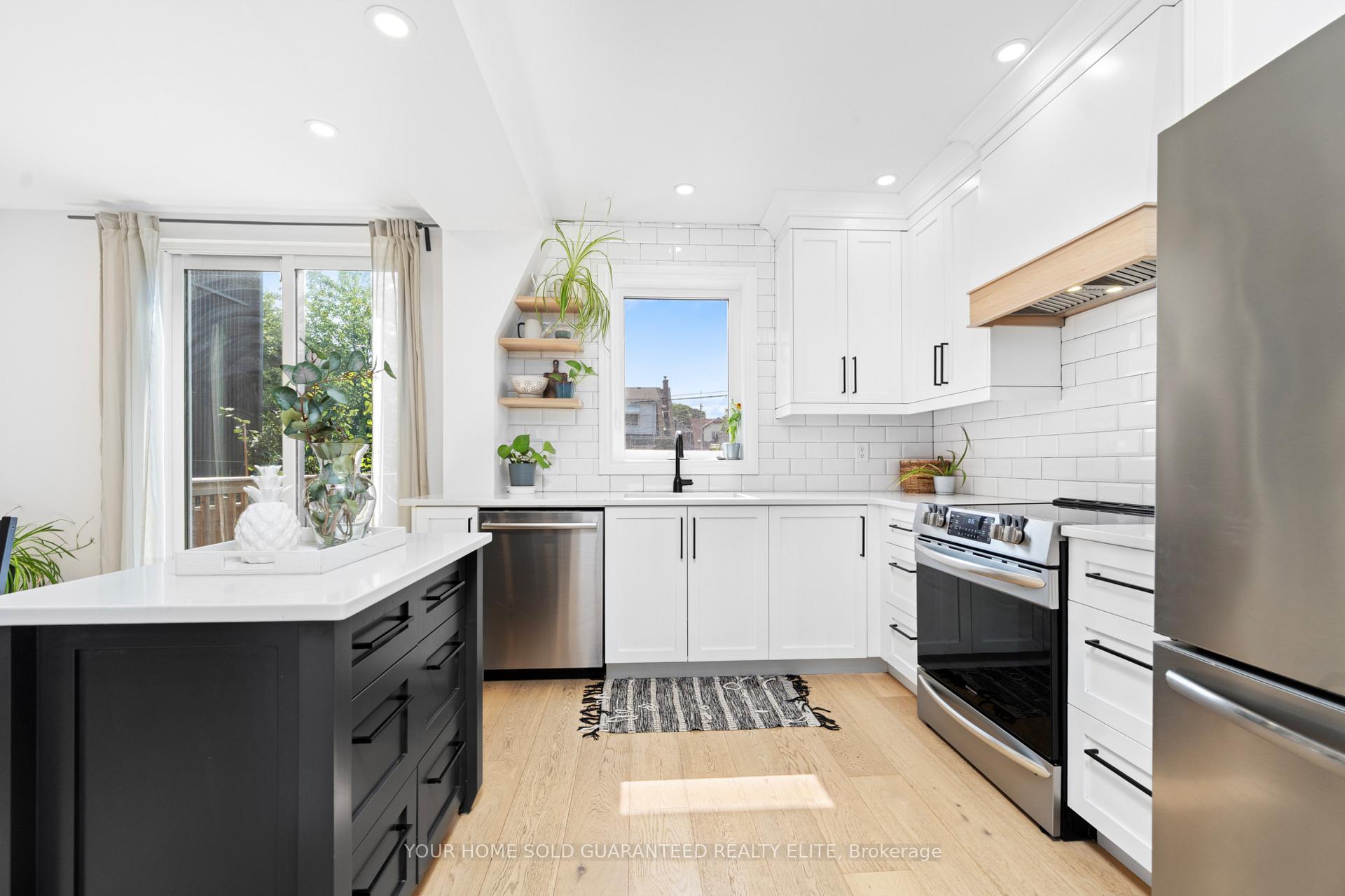 Photo 6 of 209 Rothsay Avenue, Hamilton, Delta — HOMEH