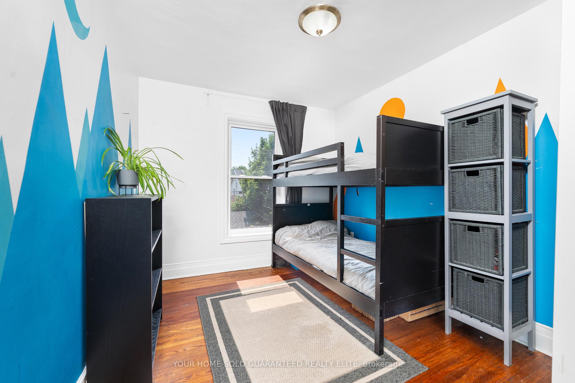 Photo 10 of 209 Rothsay Avenue, Hamilton, Delta — HOMEH