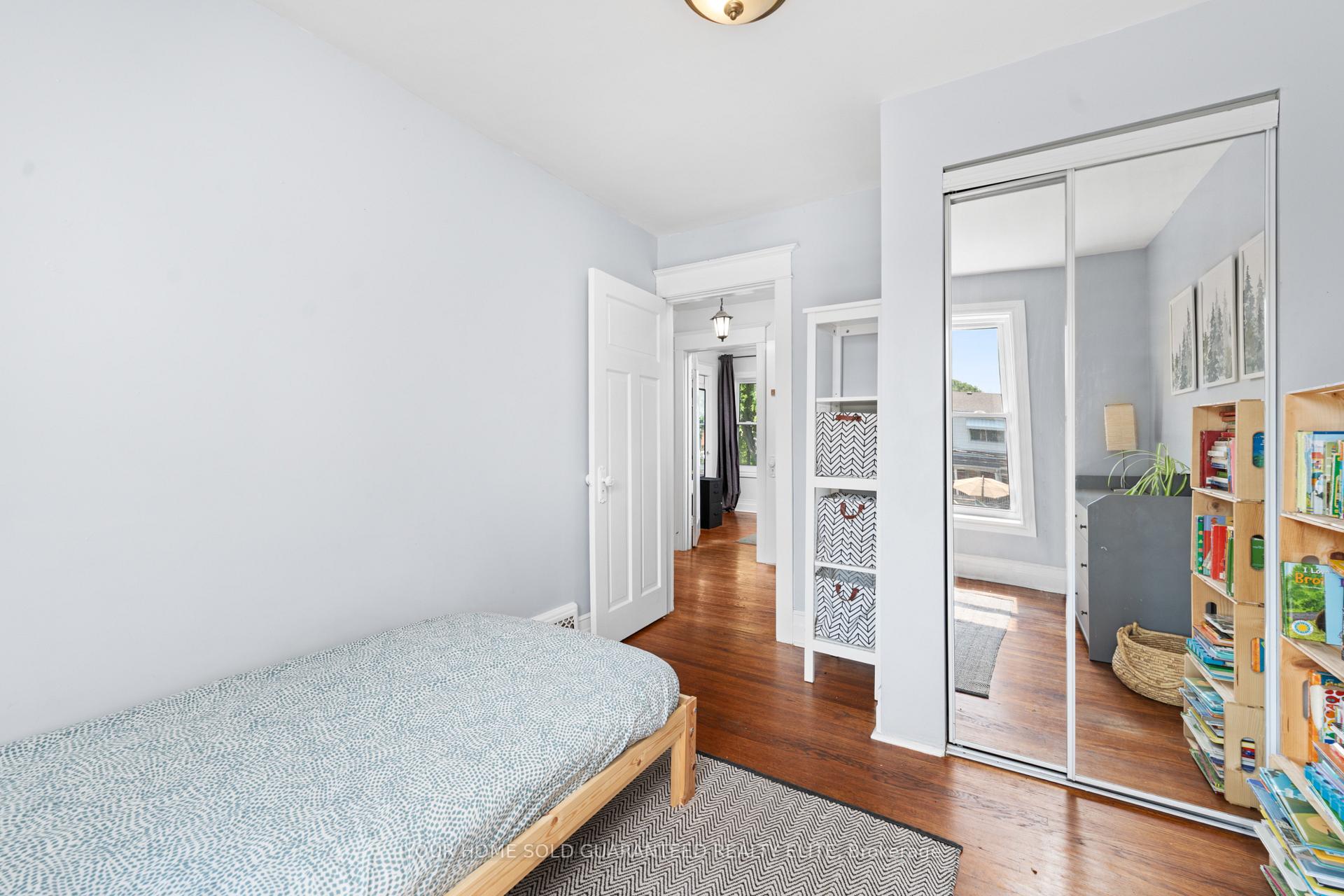 Photo 24 of 209 Rothsay Avenue, Hamilton, Delta — HOMEH